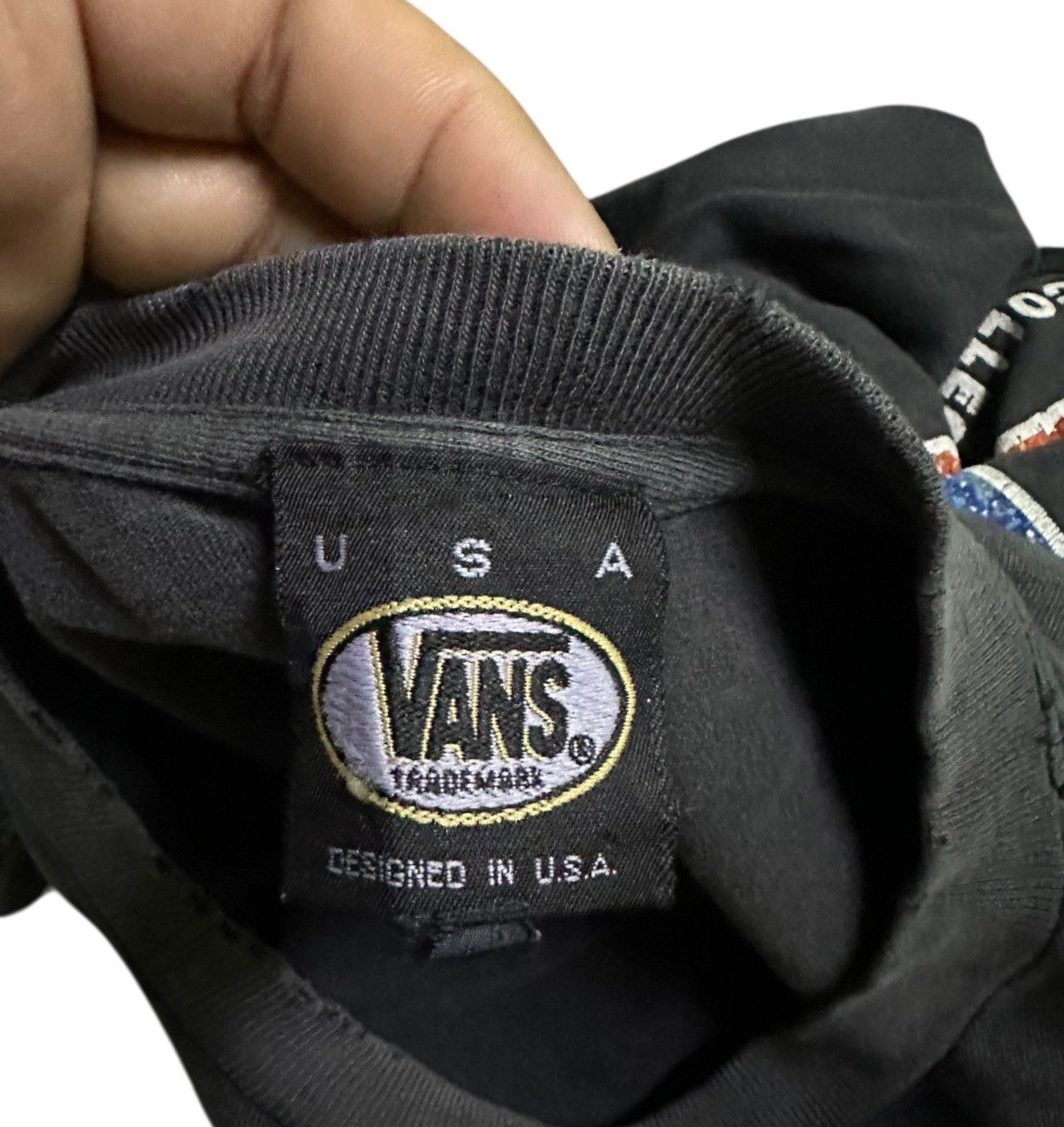 Vans Vintage Thrased 90s Vans backhit tshirt Size US XL / EU 56 / 4 - 5 Thumbnail