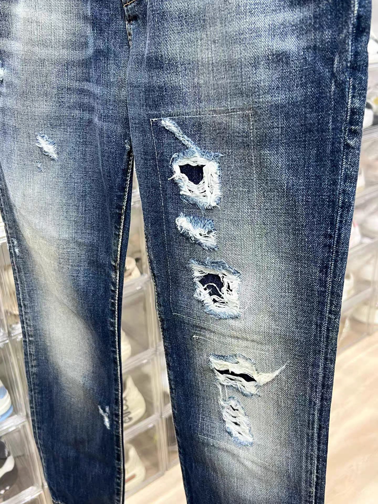 Dsquared2 Dsquared2 D2 Washed Distressed Jeans K15 Size 40" / US 18 - 3 Thumbnail