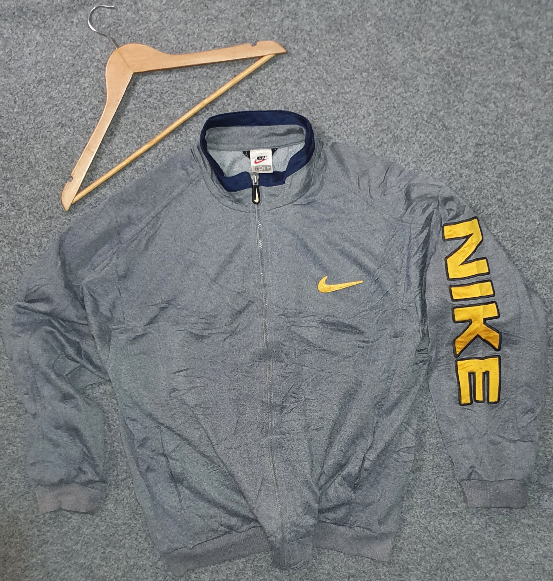 Other Vintage 90s nike jacket Size US XL / EU 56 / 4 - 1 Thumbnail