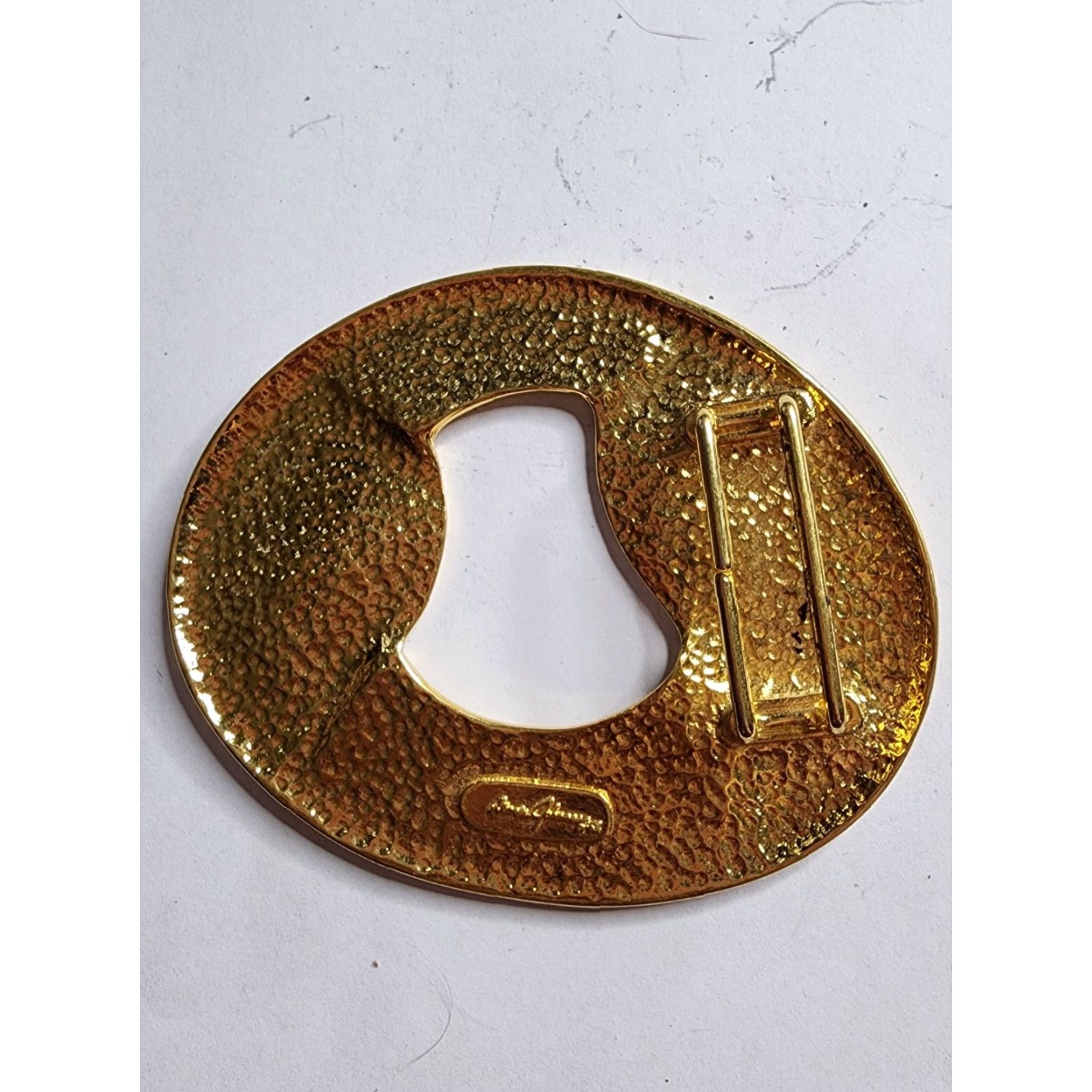Vintage Vintage Ginnie Johansen Goldtone Abstract Belt Scarf Slide Bolo 1980s Art Deco Unisex Accessories Size ONE SIZE - 3 Thumbnail