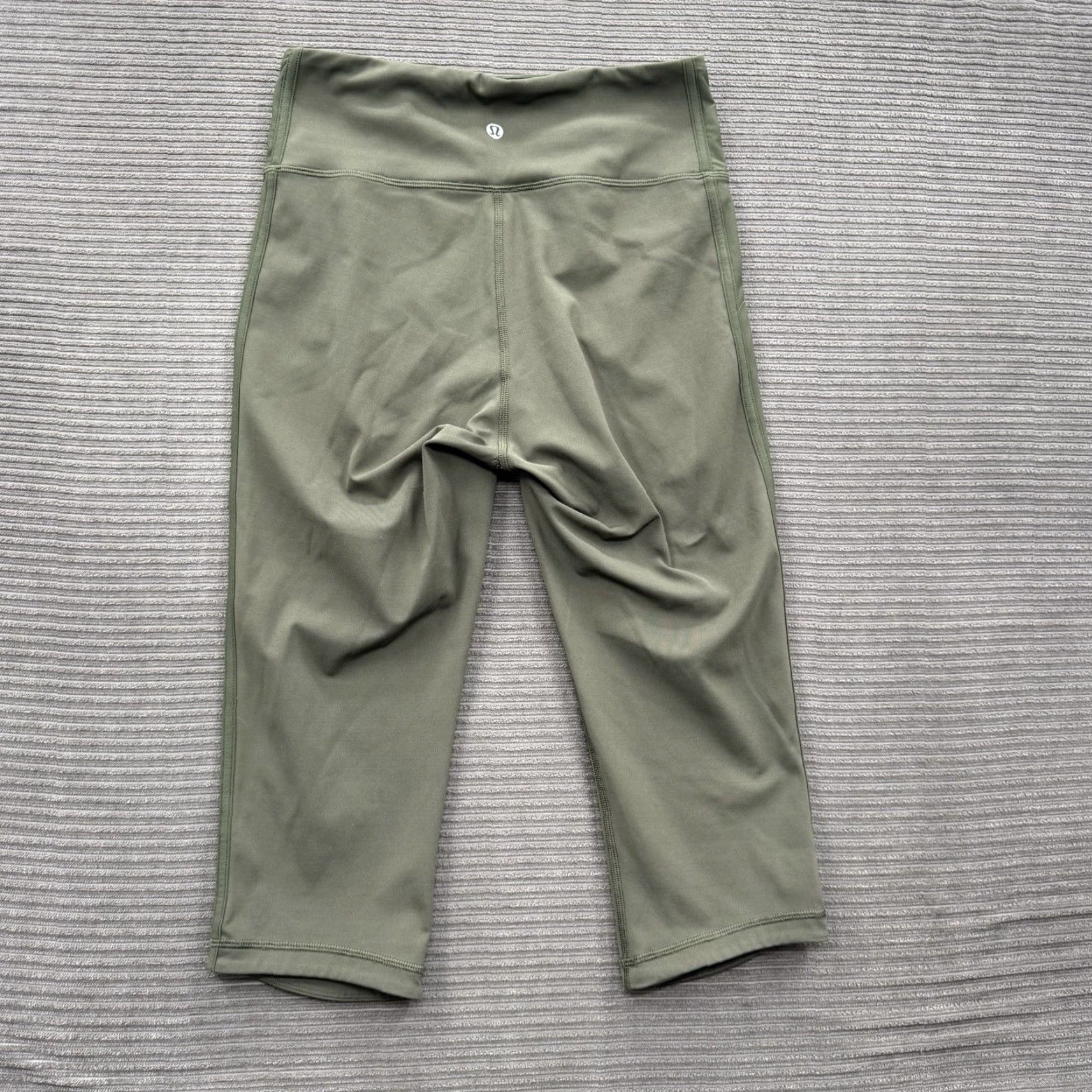 Lululemon Lululemon Wunder Under Crop Leggings Women 6 Dark Olive Gym Yoga Workout Comfort Crop Leggings Size 28" / US 6 / IT 42 - 2 Thumbnail