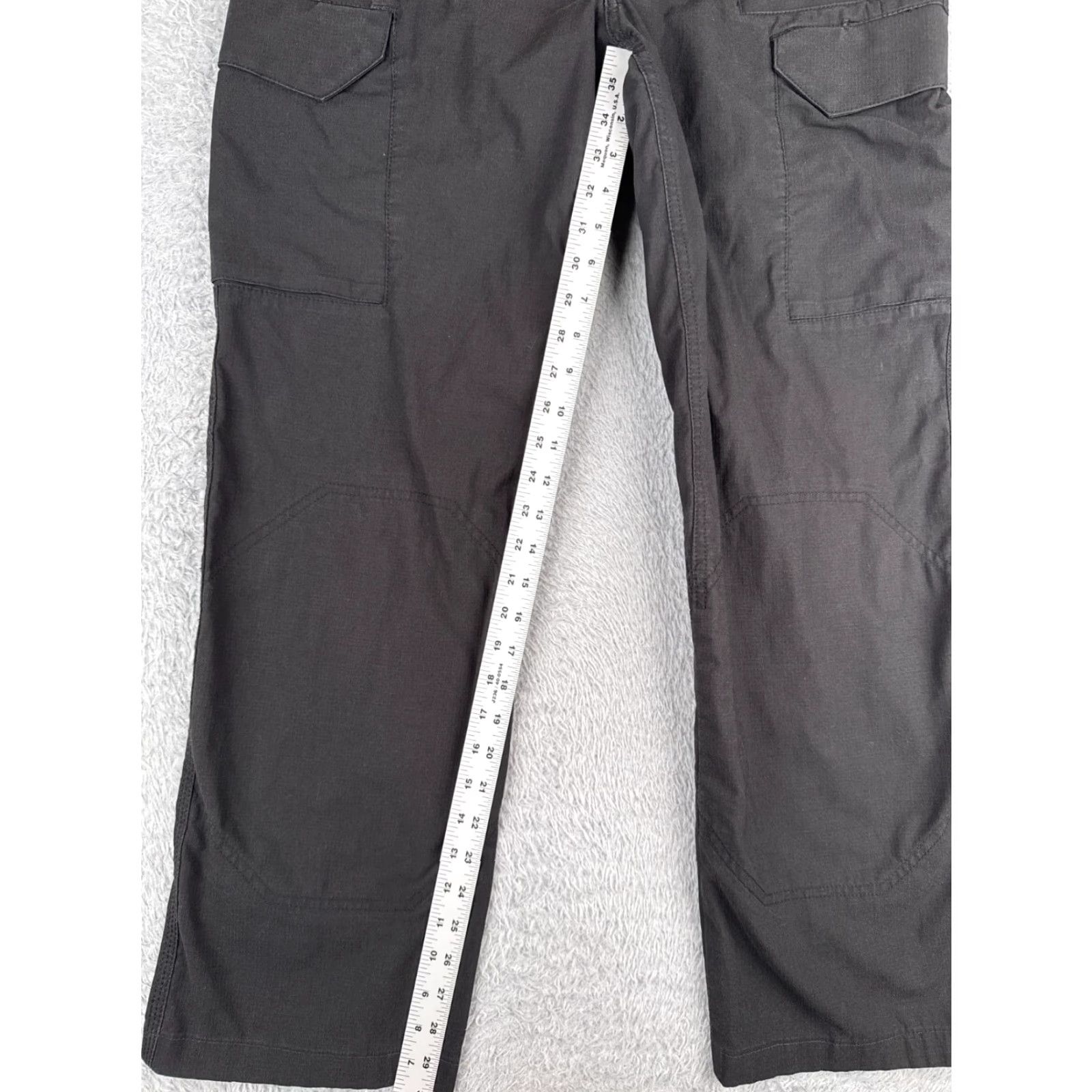 Vintage First Tactical Pants Women 14 Black Cargo Rip-Stop First Tactical Pants Women 14 Black Cargo Rip-Stop 34x30 Size 36" / US 14 / IT 50 - 7 Thumbnail