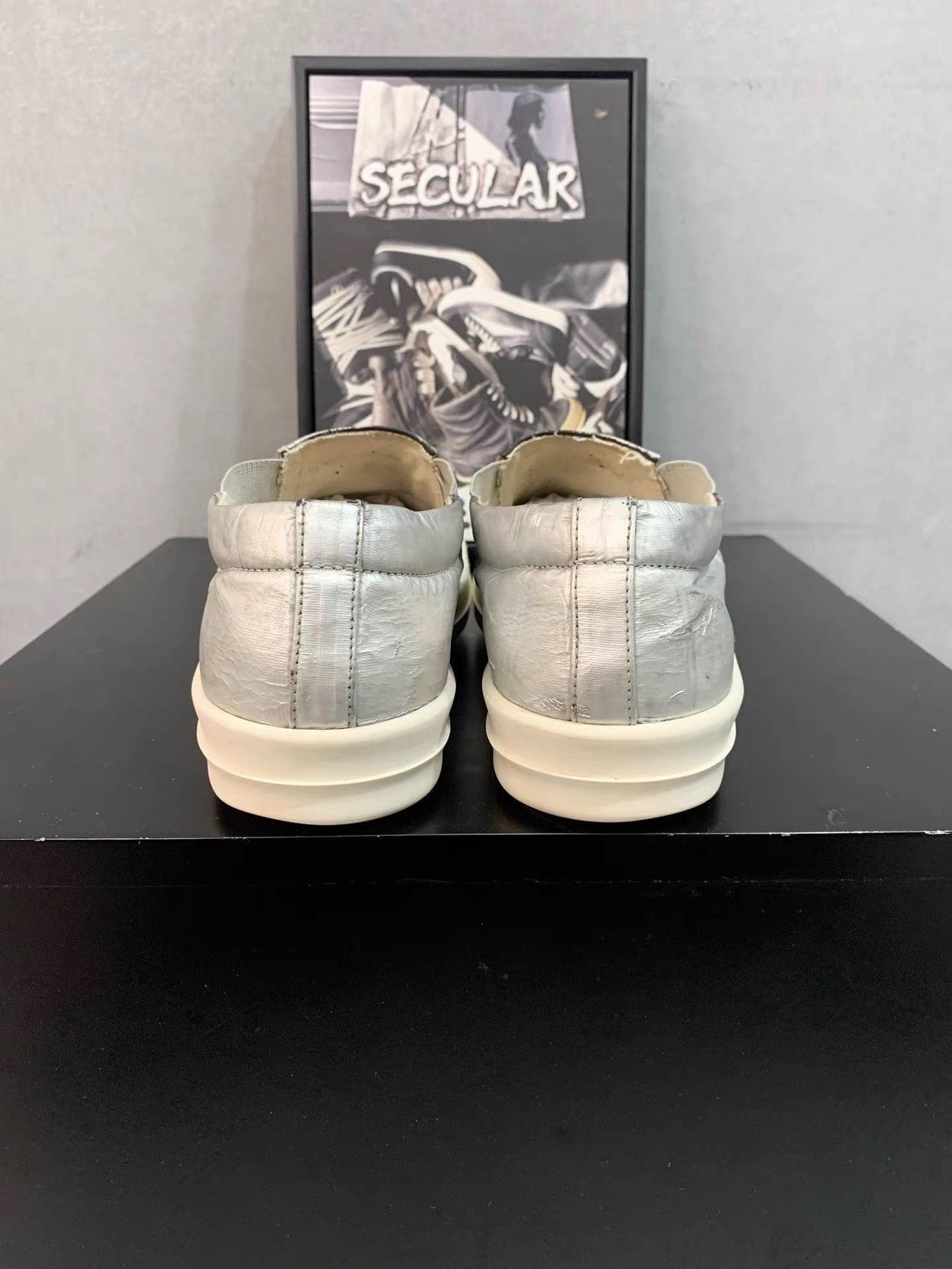 Rick Owens Rick Owens Silver Slip-On Shoes K34 Size US 7 / EU 40 - 7 Thumbnail