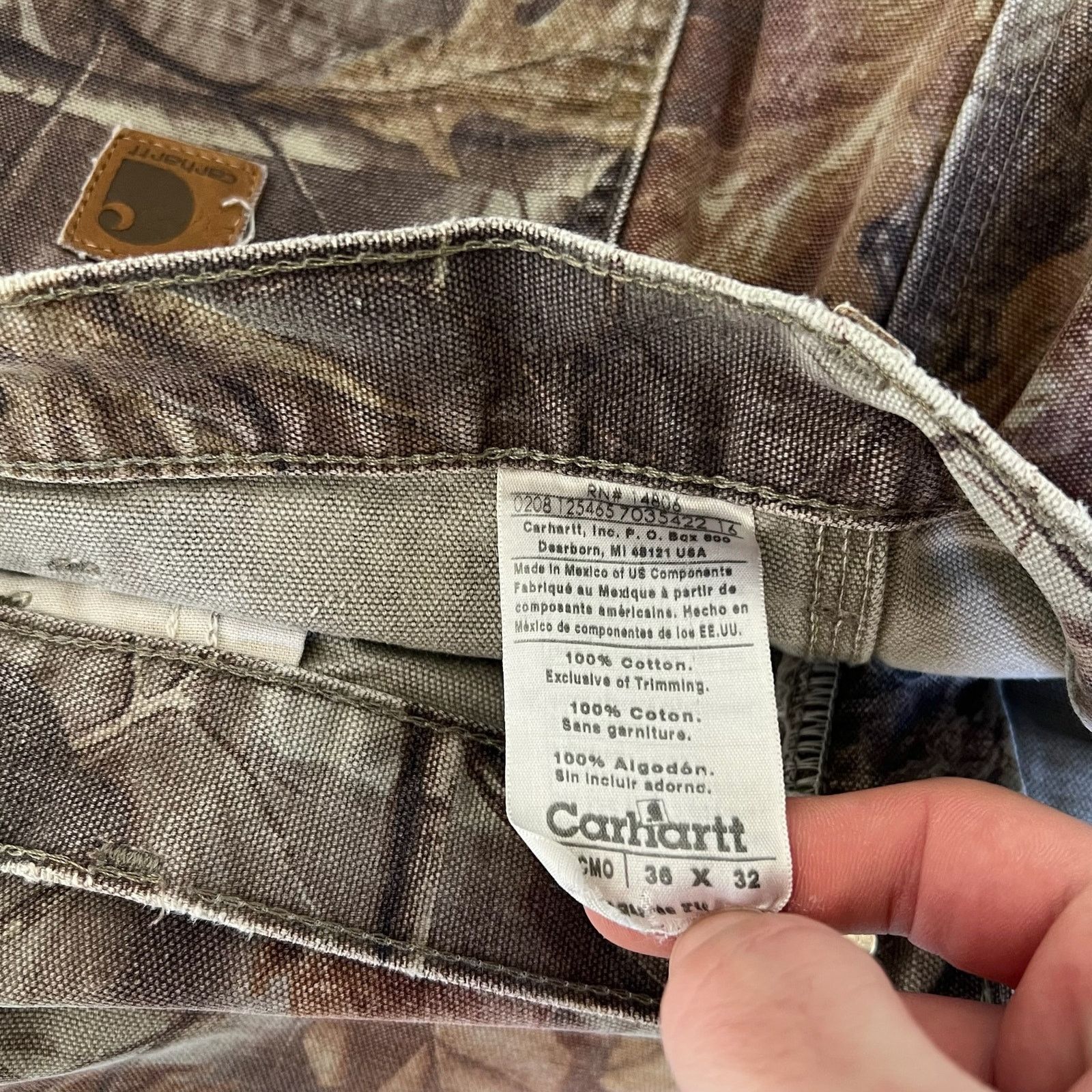 Carhartt × Vintage Carhartt realtree camo work wear carpenter pants Size US 35 - 7 Thumbnail