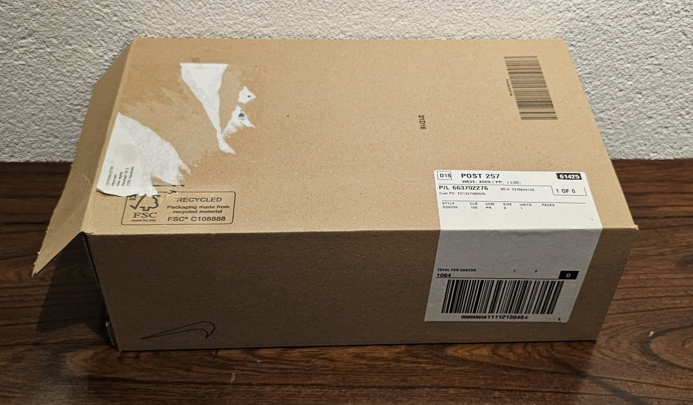 Nike × Patta Nike Air Max 1 Patta Waves White Silver Size US 9 / EU 42 - 15 Thumbnail