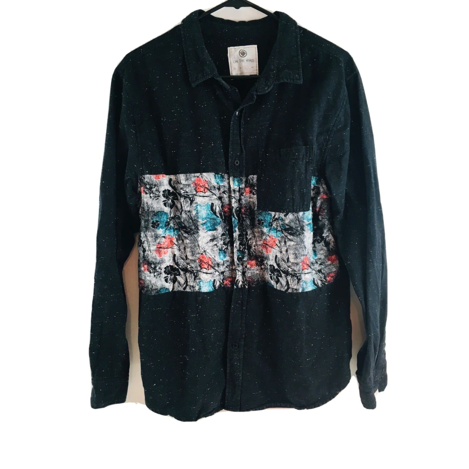 Vintage On The Byas Shirt Mens Large Black Long Sleeve Floral Print Button Up Size US L / EU 52-54 / 3 - 2 Thumbnail