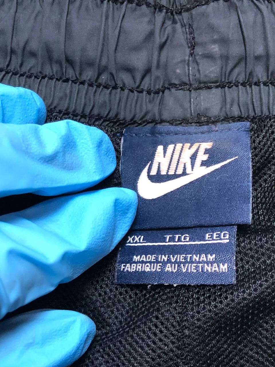 Nike Vintage black logo casual pants Y2K NIKE streetwear Size US 38 / EU 54 - 2 Thumbnail