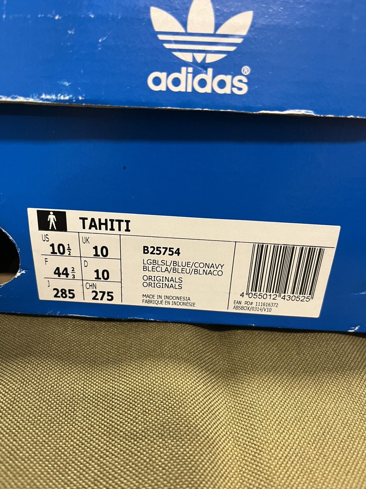 Adidas Adidas Tahiti 2015 rare Size US 10.5 / EU 43-44 - 9 Thumbnail