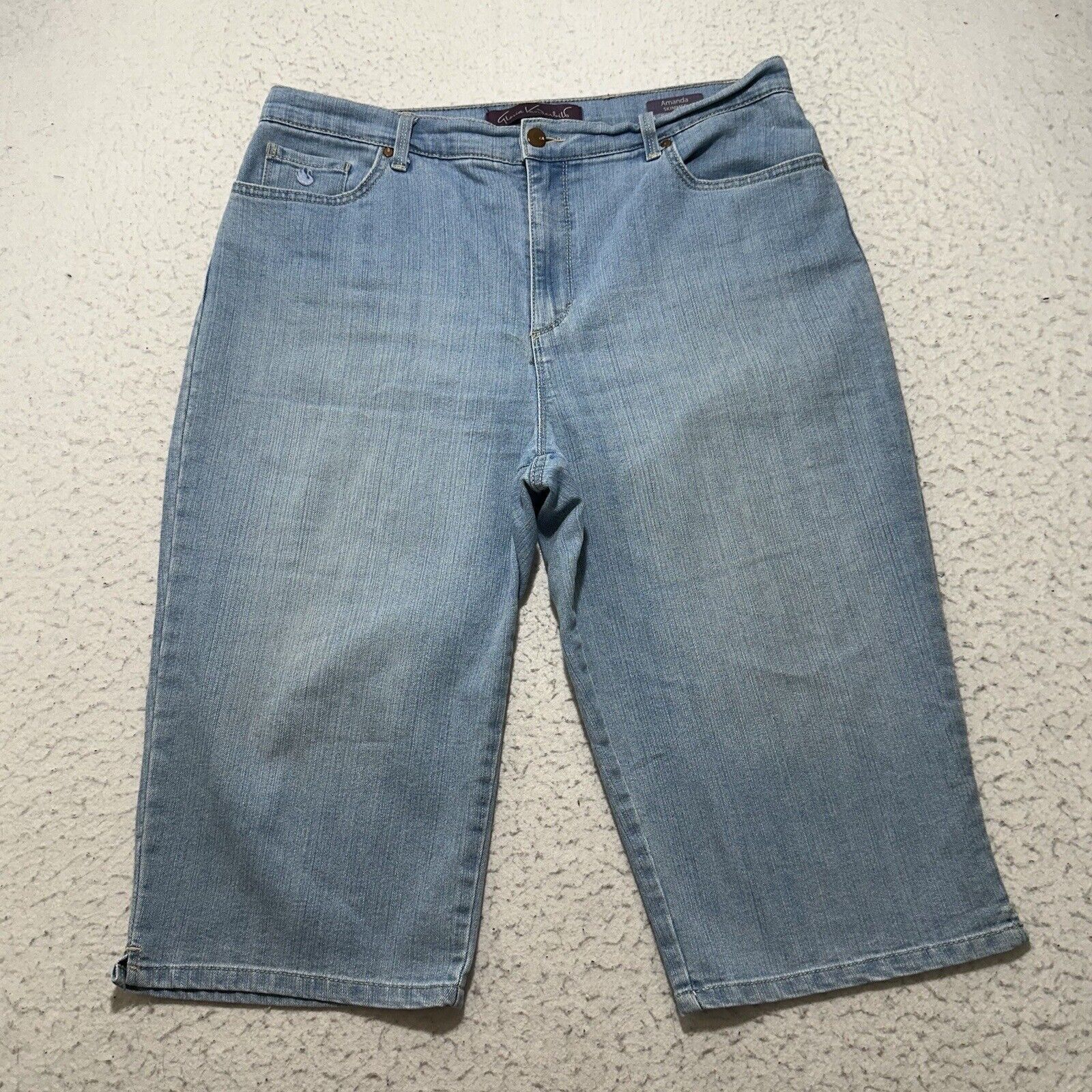 Gloria Vanderbilt Gloria Vanderbilt 16 Light Blue Capri Denim Jeans Size 38" / US 16 / IT 52 - 1 Thumbnail