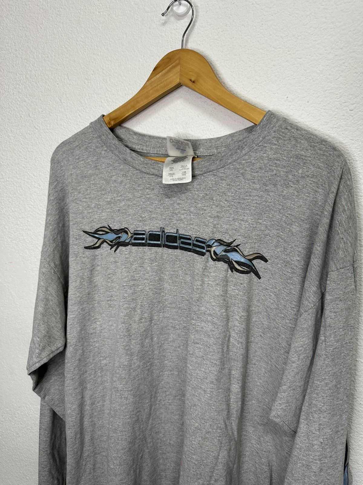 Adidas Adidas, long sleeve flame T-shirt Size US XXL / EU 58 / 5 - 3 Thumbnail