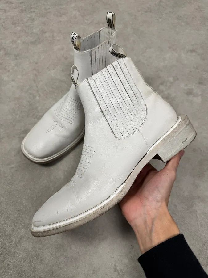 Roberto Cavalli 2010s Roberto Cavalli White Avant-Garde Leather Boots Size US 10 / EU 43 - 1 Thumbnail