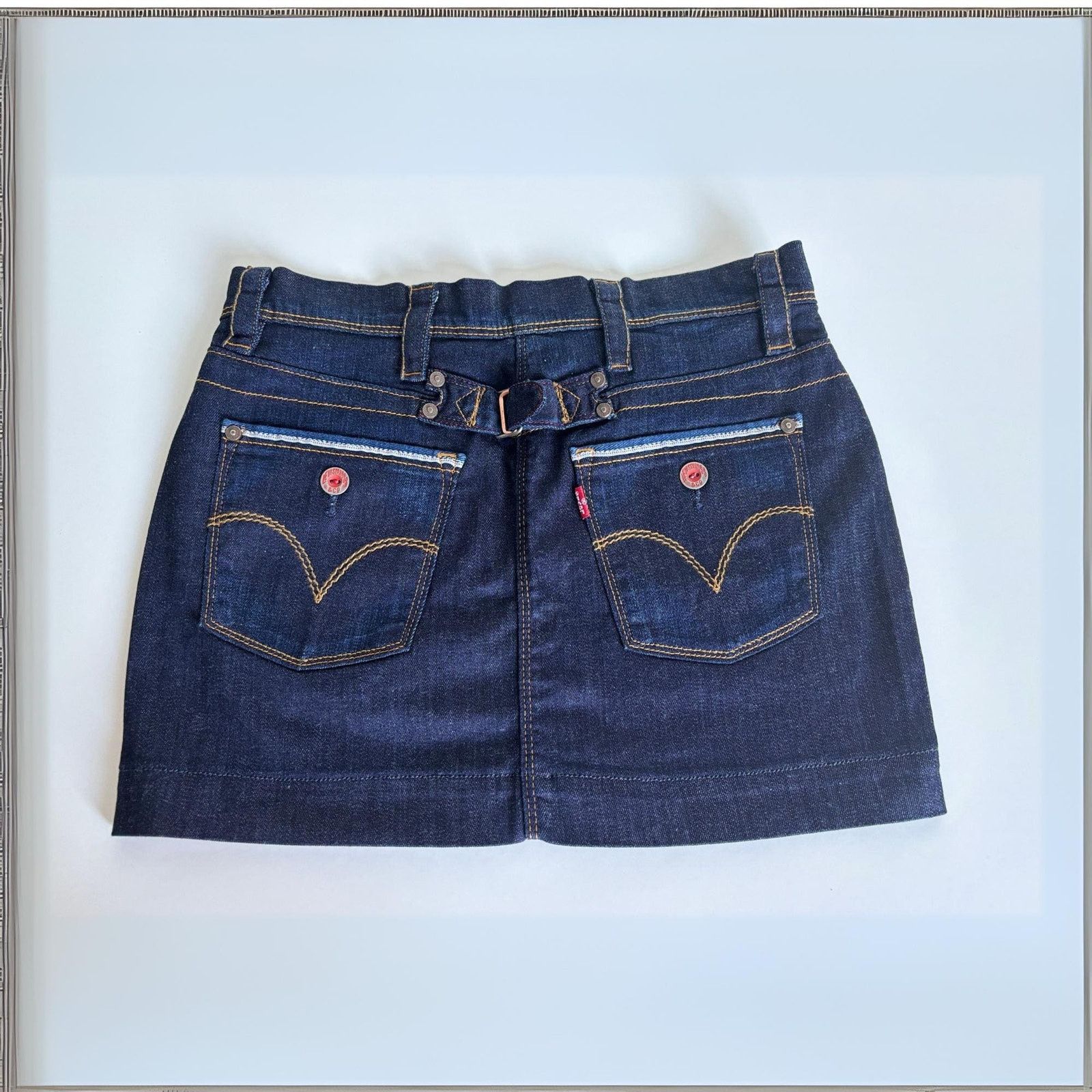 Japanese Brand × Levi's × Levi's Vintage Clothing Vintage Levi’s Cinch Back Denim Mini Skirt Red Tab Y2K Small Size 27" / US 4 / IT 40 - 1 Thumbnail
