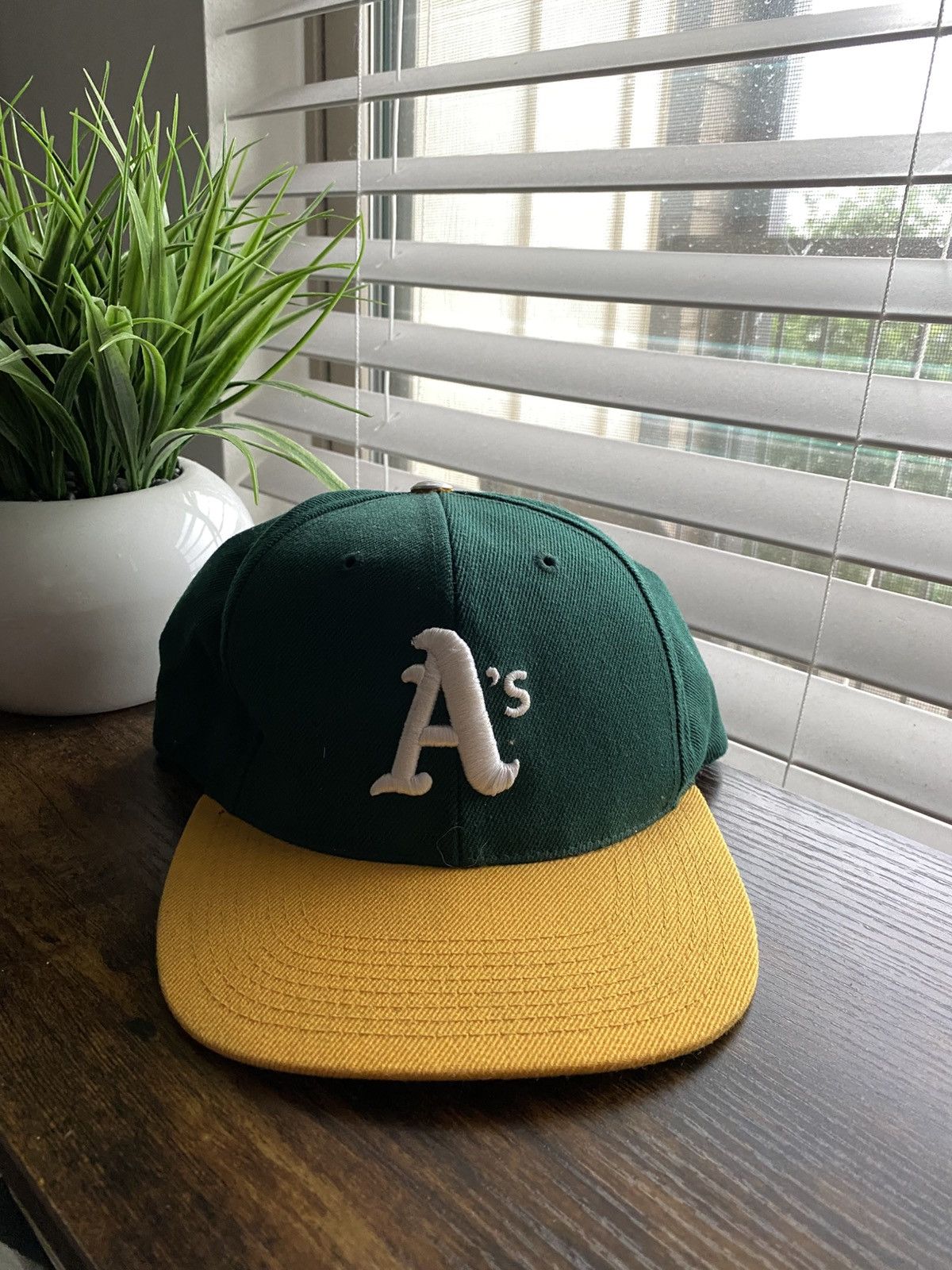 Vintage Vintage Oakland As Snapback Hat Size ONE SIZE - 1 Thumbnail