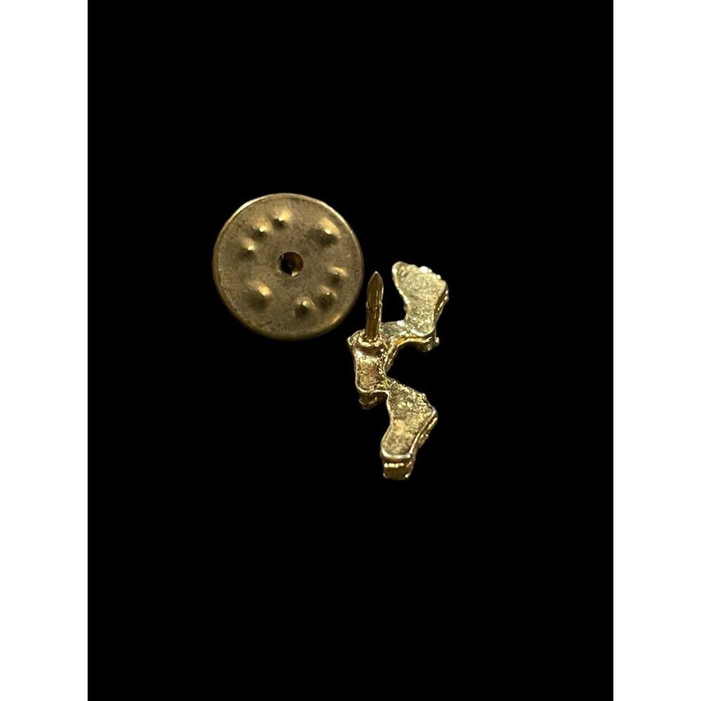 Jewelry Vintage Petite Gold Tone Footprints in the Sand Brooch Pin Size ONE SIZE - 3 Thumbnail