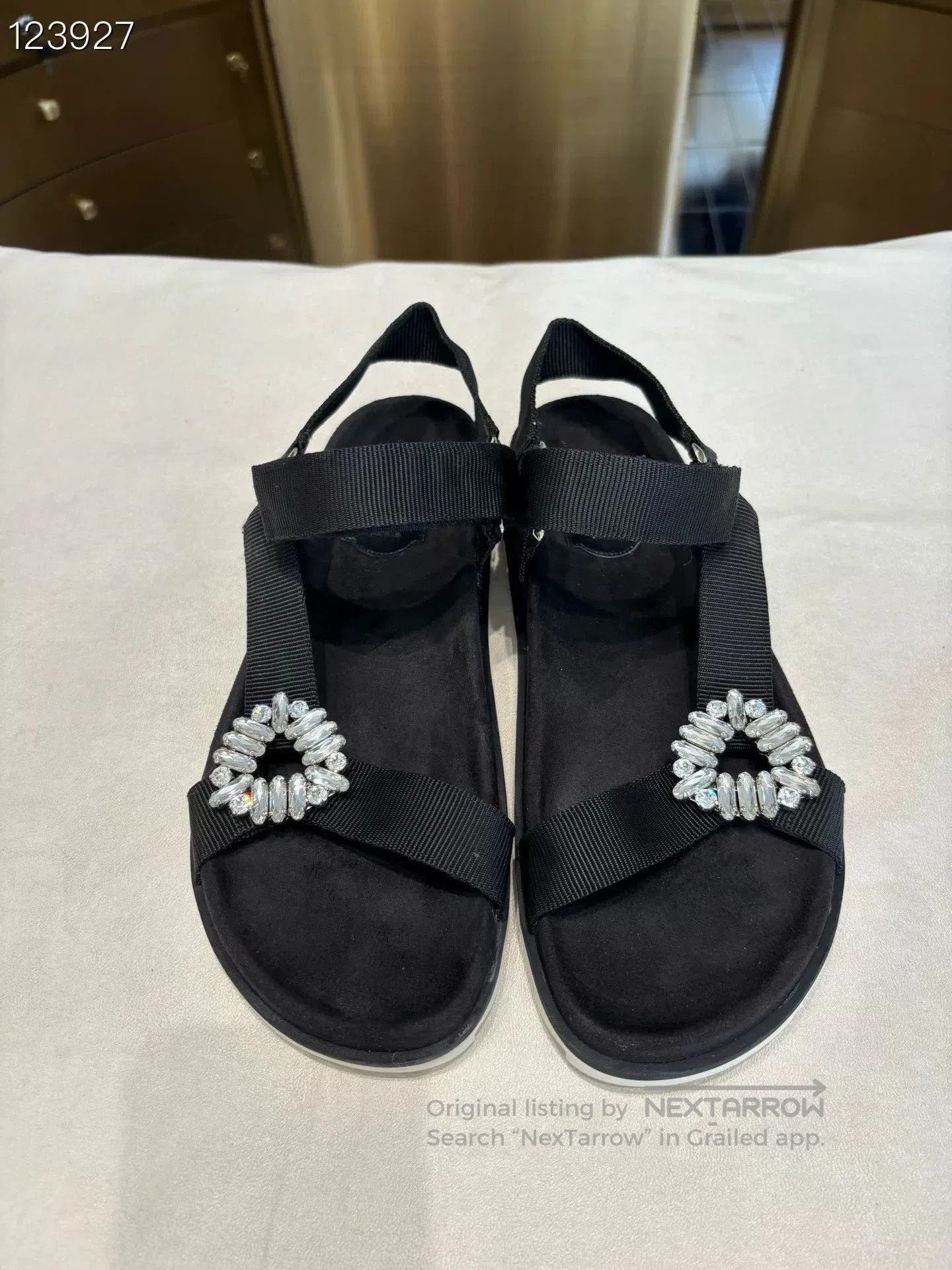 Roger Vivier Roger Vivier Women's Sandals. Size US 7 / IT 37 - 1 Thumbnail