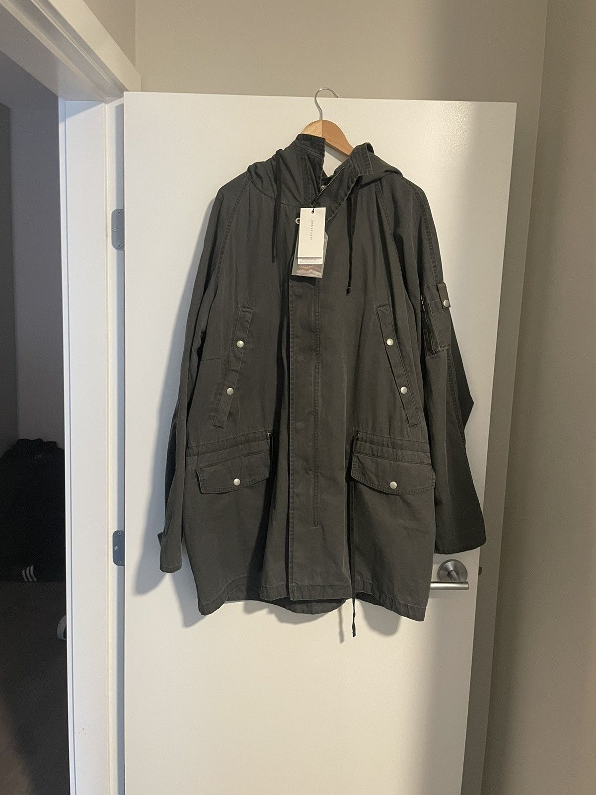 John Elliott John Elliott Nicasio Parka Size 4 (XL)-90/10 fill | Grailed