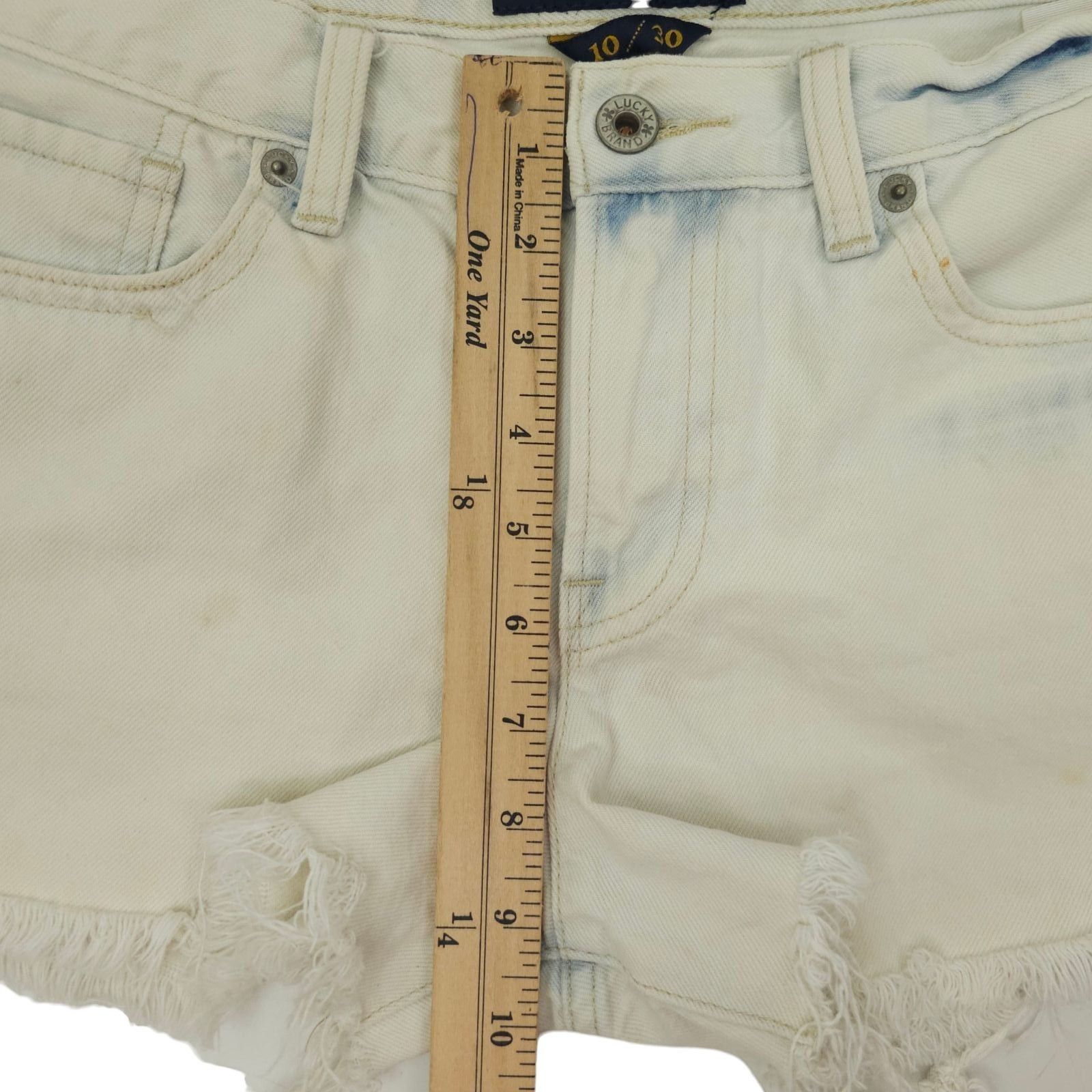 Lucky Brand Lucky Brand The Cut Off Denim Shorts 10/30 Boho White Acid W Size 32" / US 10 / IT 46 - 4 Thumbnail