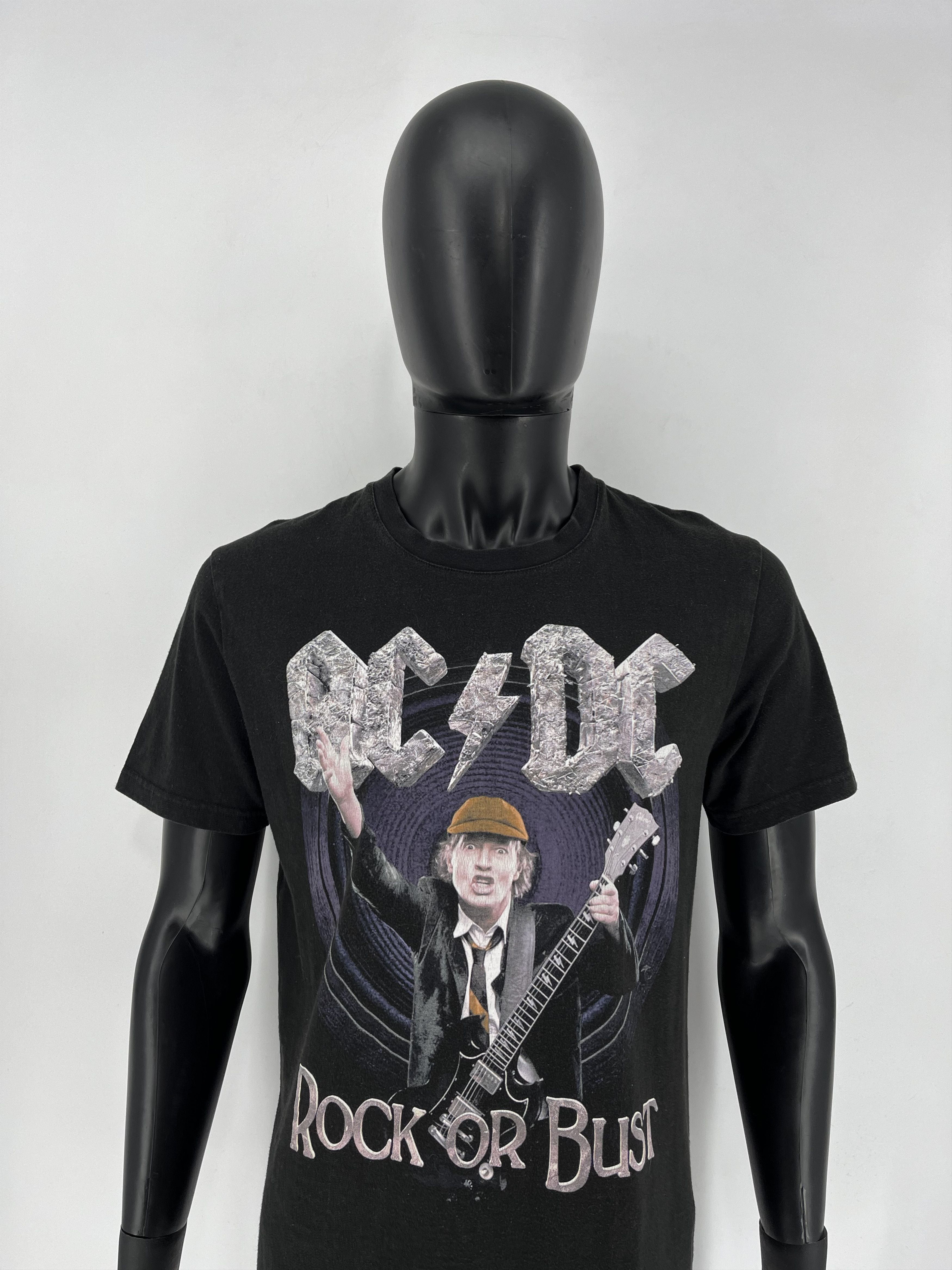 Band Tees Vintage Y2K AC/DC Band Rock Tour Tee Streetwear Style Size US M / EU 48-50 / 2 - 1 Thumbnail