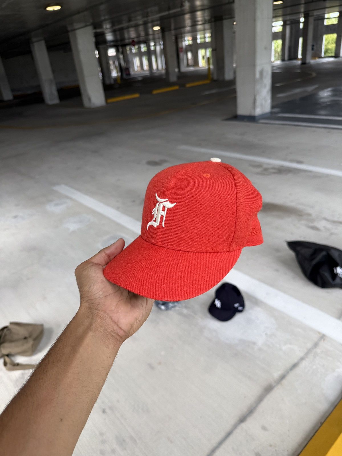 Fear of God Fear of God new era 7 7/8 Size ONE SIZE - 1 Thumbnail