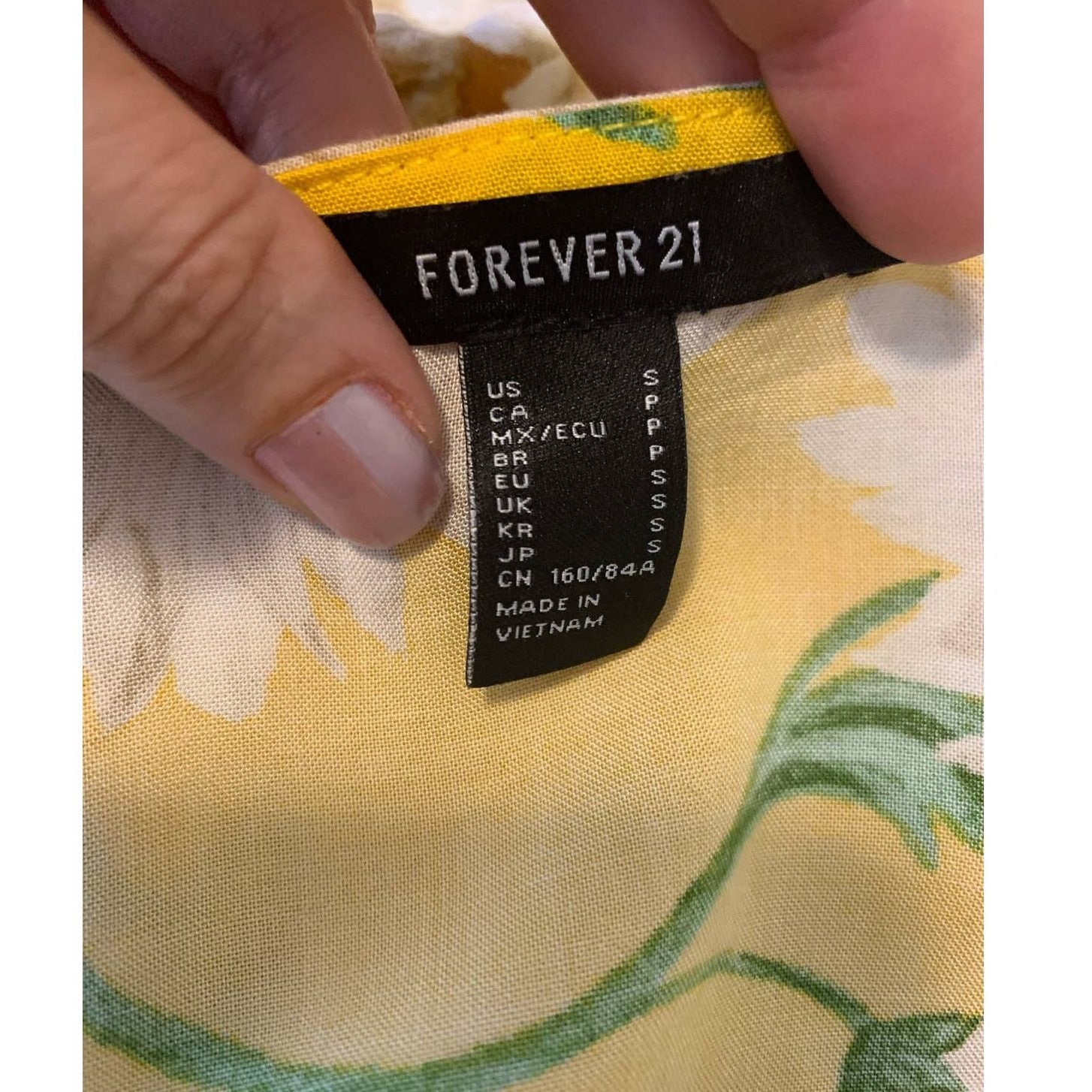 Forever 21 Forever 21 floral casual summer mini dress size Small Size S / US 4 / IT 40 - 3 Thumbnail