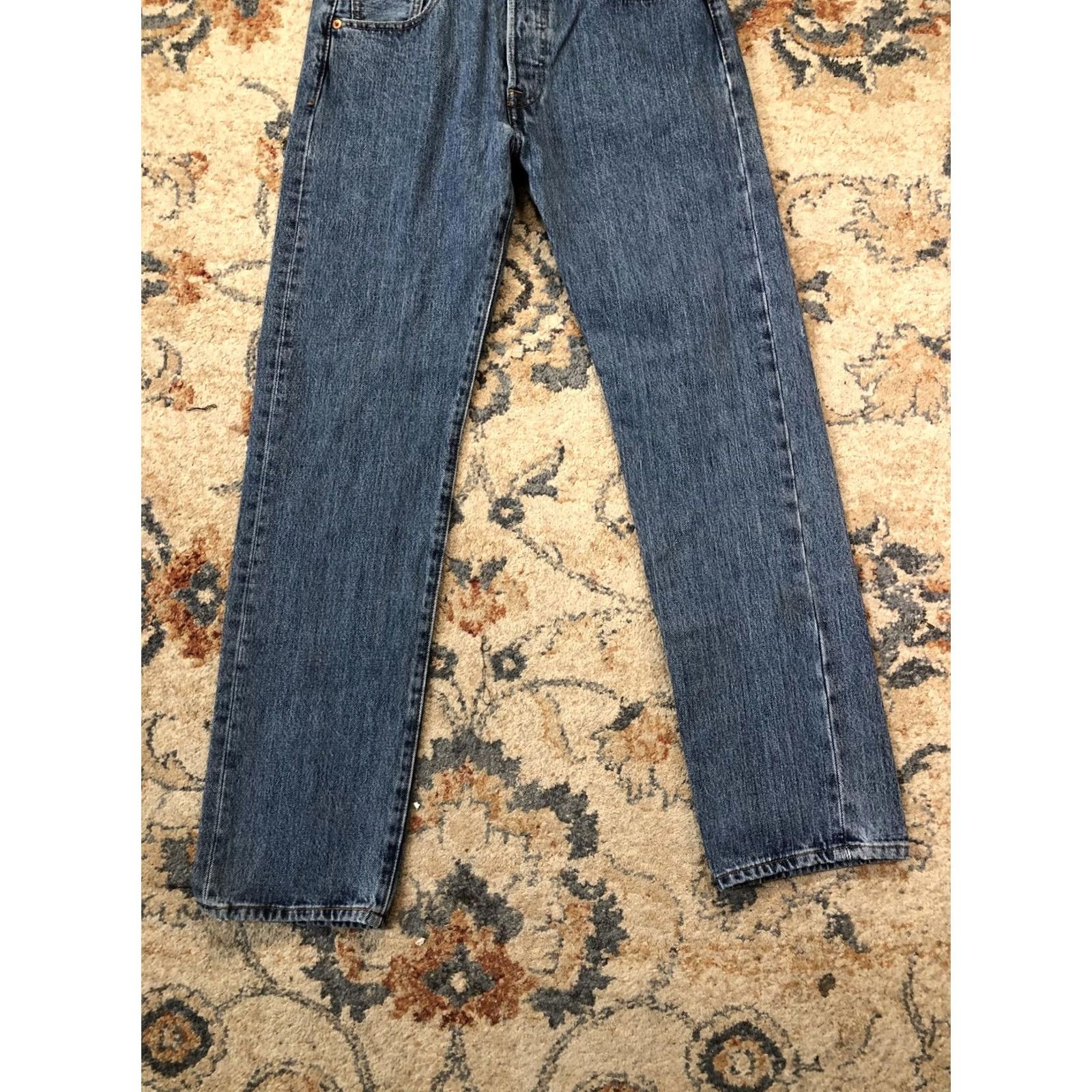 Levi's Levi's 501 Jeans Mens 30x32 Blue Medium Wash Straight Leg Button Fly Denim Pants Size US 30 / EU 46 - 4 Thumbnail