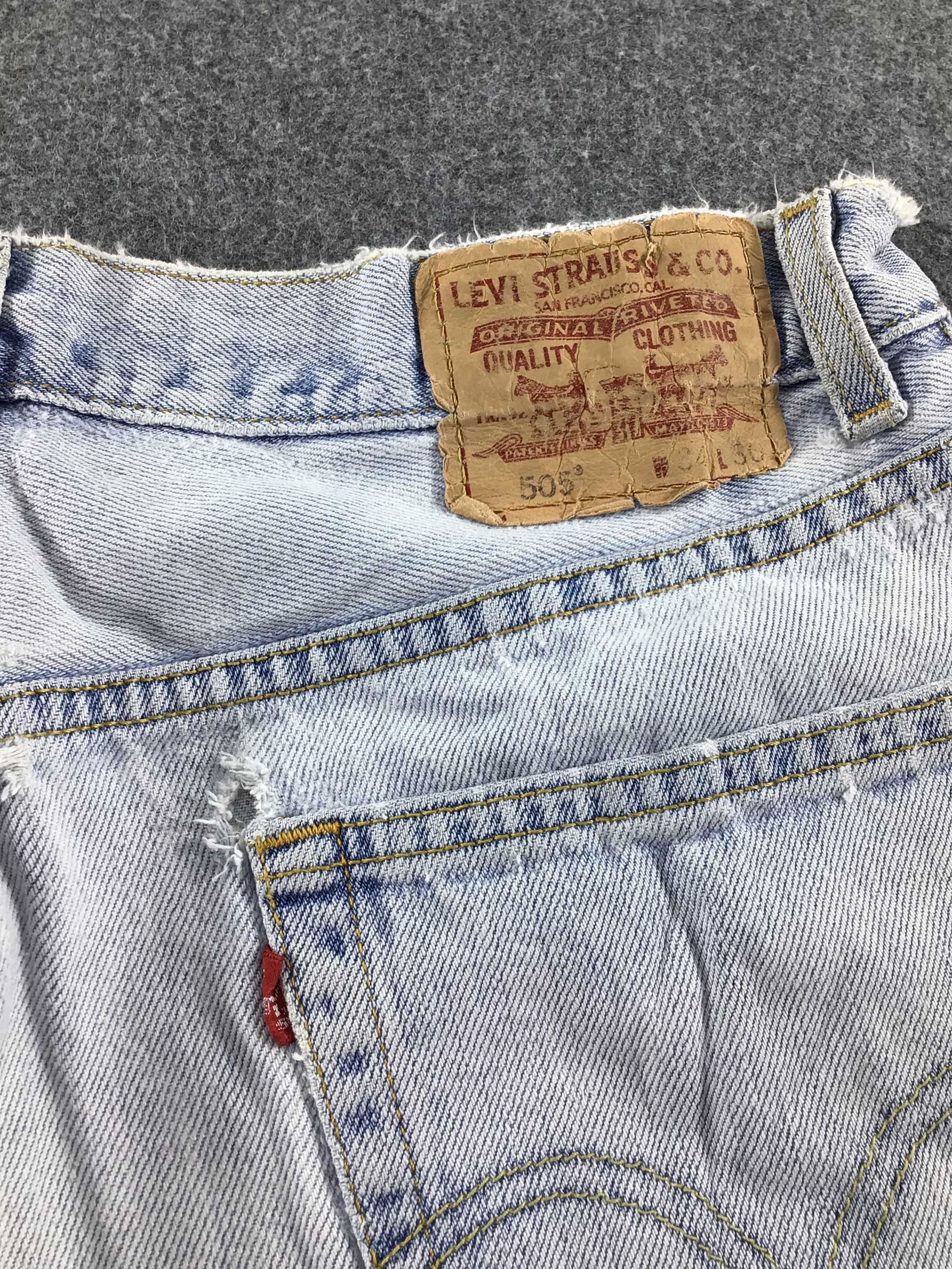 Levi's Vintage Levis 505 Jeans Distress Light Wash -J581 Size US 34 / EU 50 - 5 Thumbnail