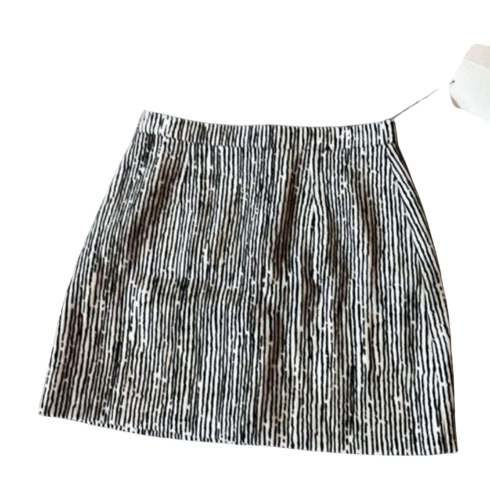 Balenciaga Balenciaga striped min skirt black and white size 6 Size 27" / US 4 / IT 40 - 2 Thumbnail
