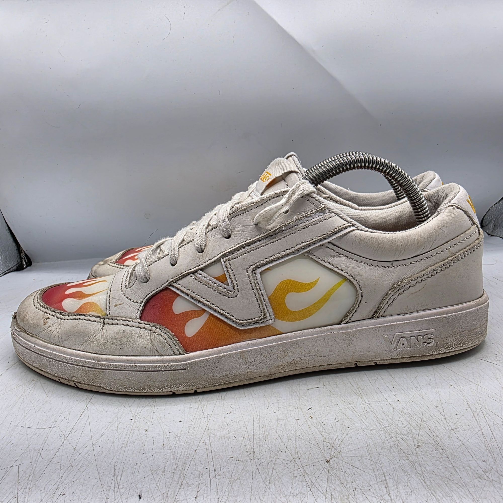 Vans vans lowland cc true white flames mens 9.5 White Red Sneaker Size US 9.5 / EU 42-43 - 12 Thumbnail