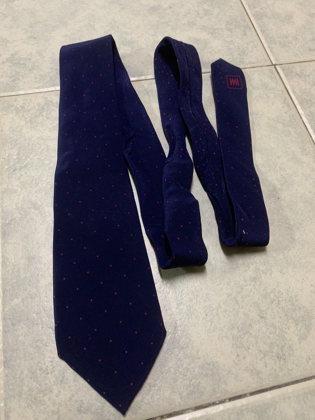 Issey Miyake Vintage Issey Miyaki Neck Tie Pure Silk Luxury Size ONE SIZE - 1 Thumbnail