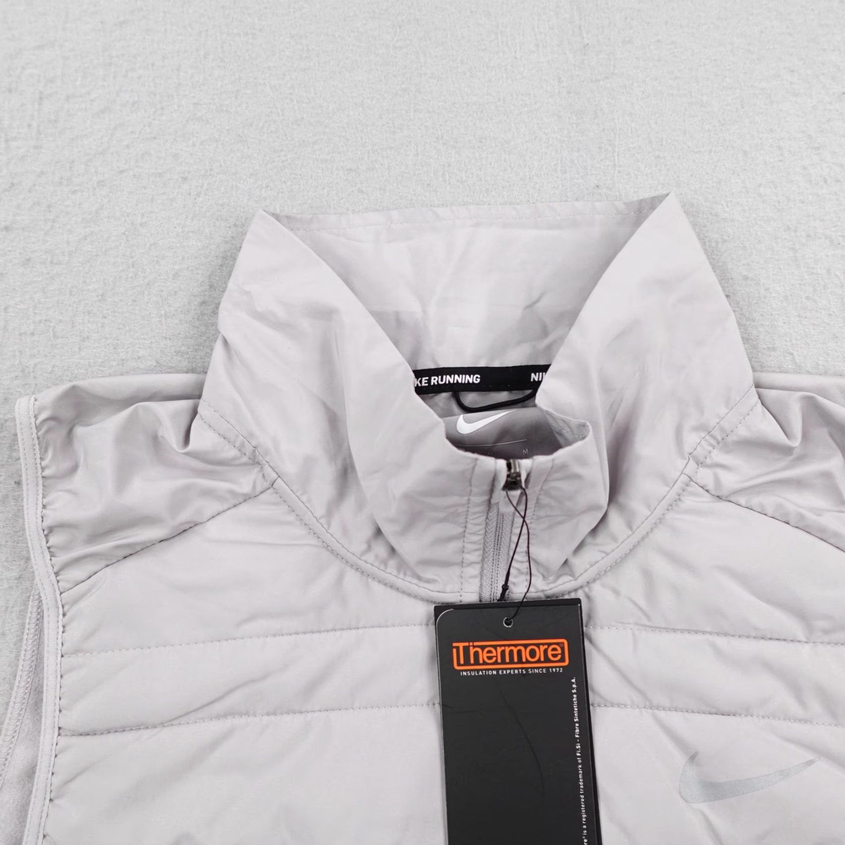 Nike Nike Vest Womens Medium Gray Thermore Puffer Quilted Running Insulated Zip NEW Size M / US 6-8 / IT 42-44 - 2 Thumbnail