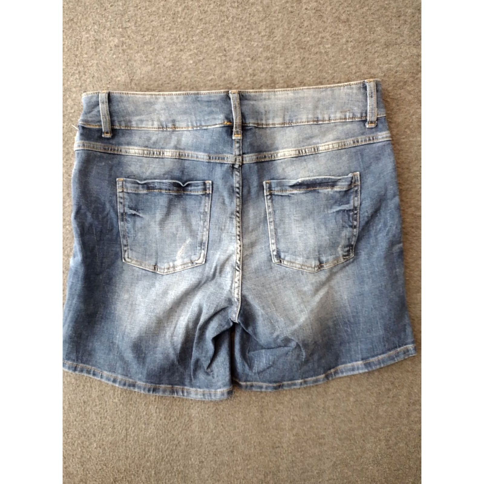 Doublet Unbranded Women's Jeans Shorts Bermuda High Rise 18 Blue Denim 3.5 Inseam 5-Pocket Cuffed Stretch Cotton Spandex Casual Beach Walking Resize Plus Size 40" / US 18 - 2 Thumbnail