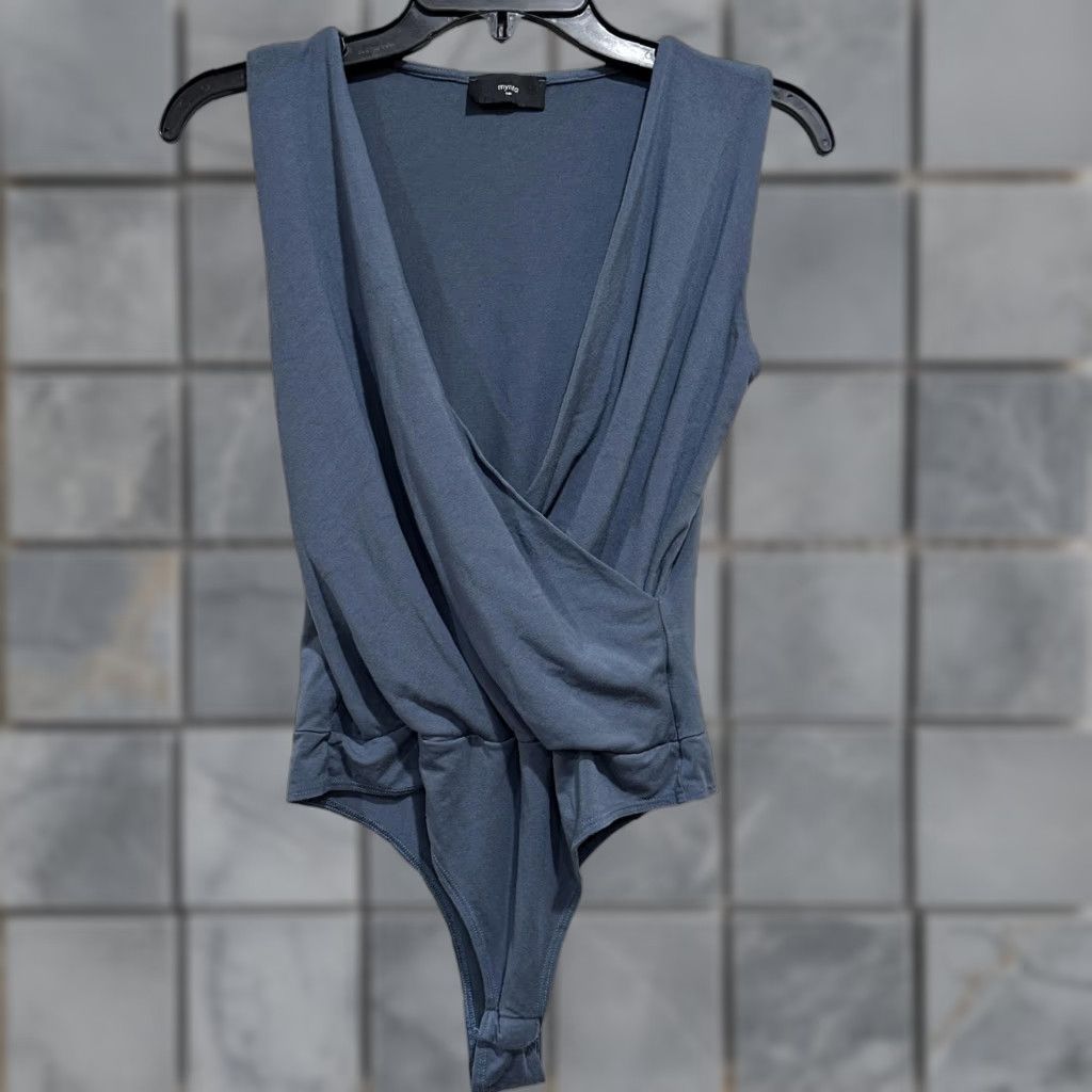 Vintage VINTAGE Mynta Bodysuit Womens Size M Petite Blue Gray Wrap Front Surplice Thong Made USA Size M / US 6-8 / IT 42-44 - 1 Thumbnail
