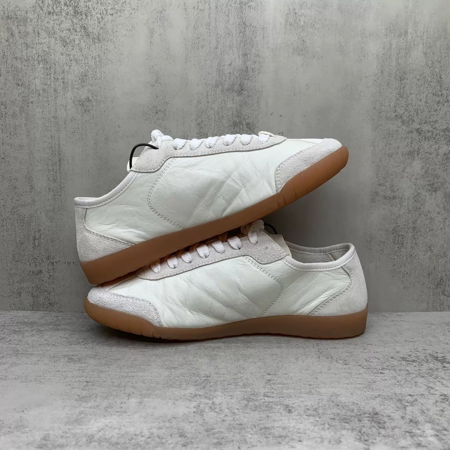 Chanel Chanel White CC Deauville Sneaker Size US 5.5 / IT 35.5 - 3 Thumbnail