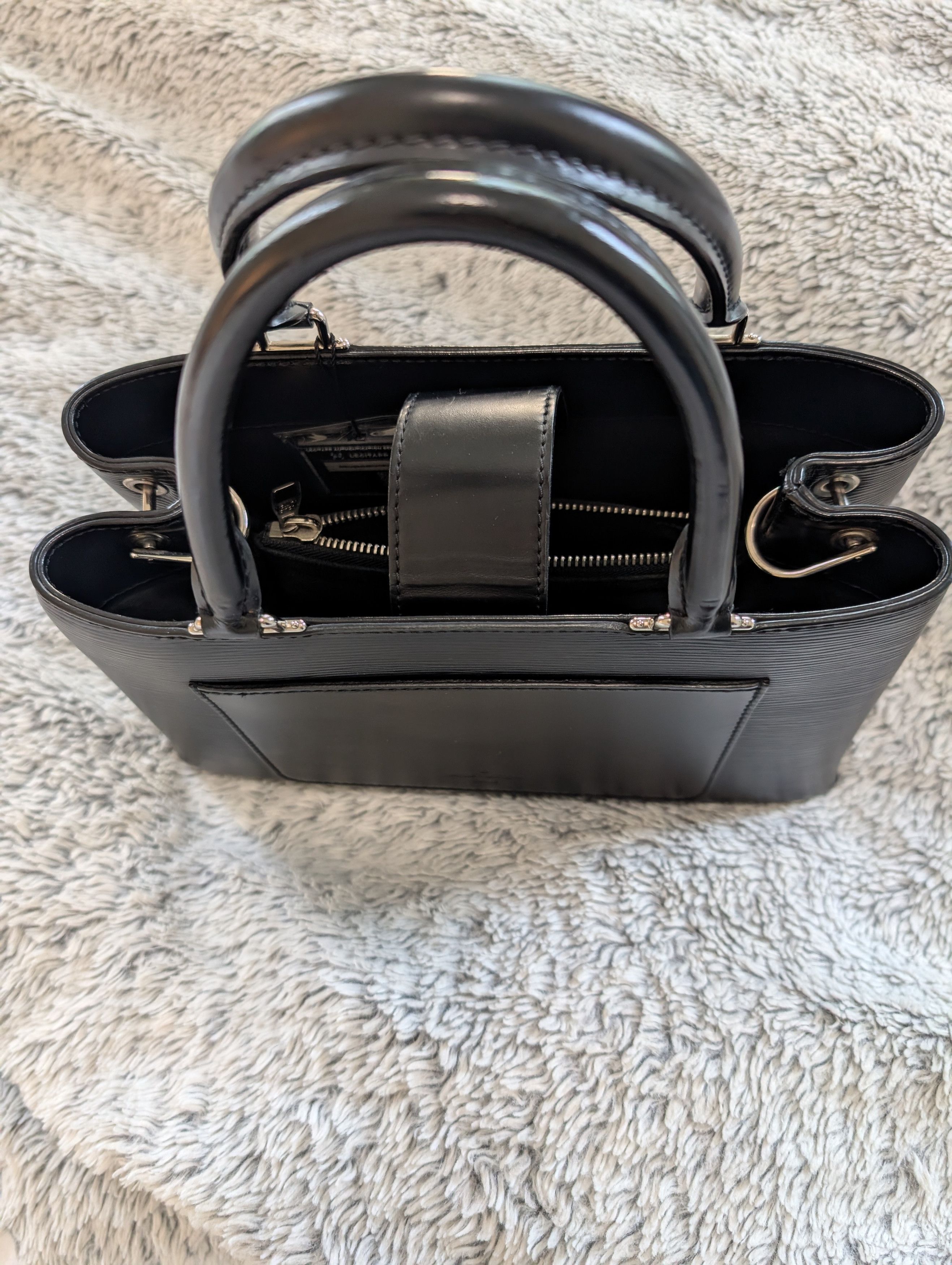 Louis Vuitton Louis Vuitton Kleber PM Epi Black Size ONE SIZE - 2 Thumbnail