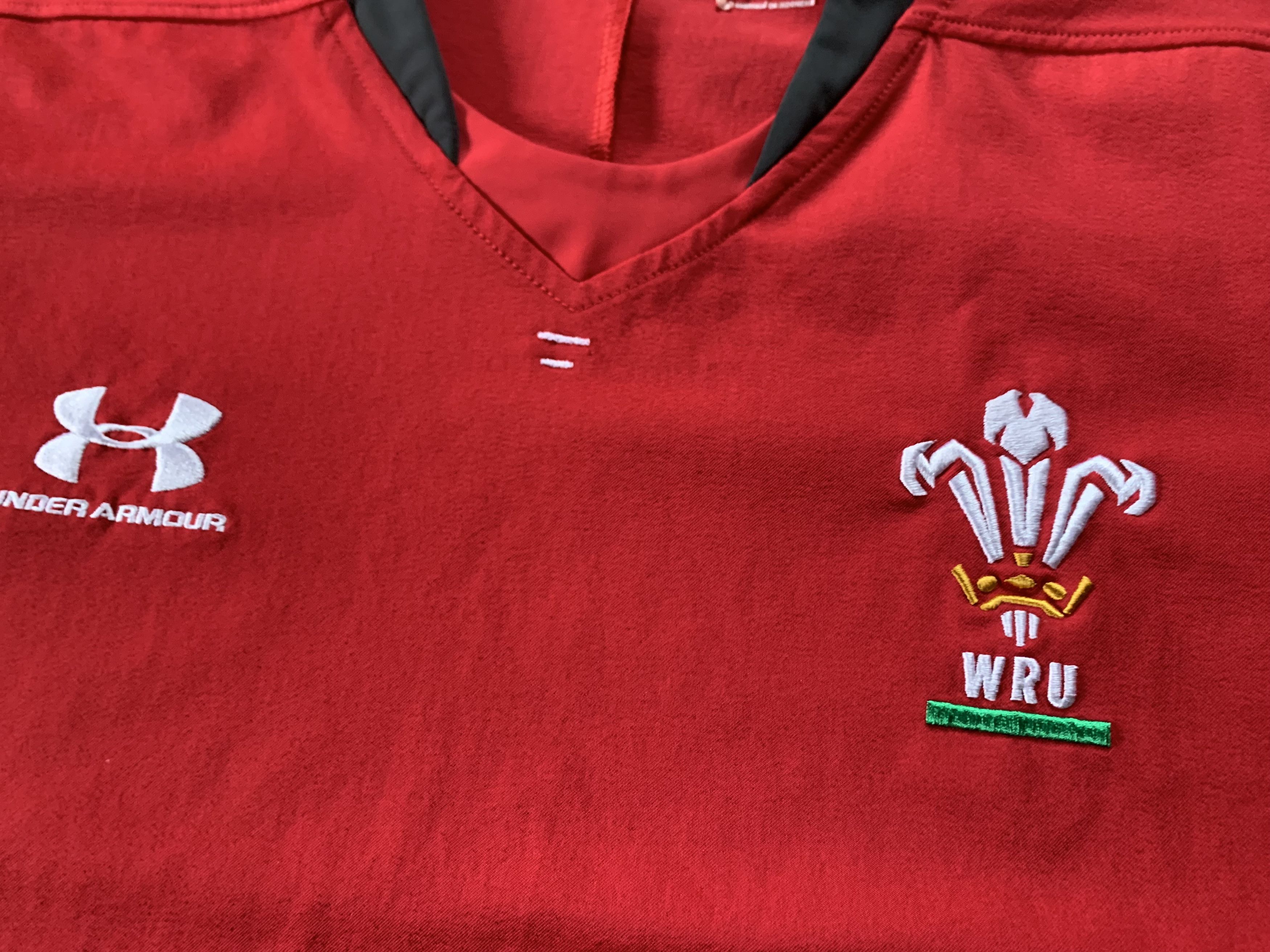 Under Armour Under Armour WRU Wales Rugby Jersey 2019 Size US L / EU 52-54 / 3 - 5 Thumbnail
