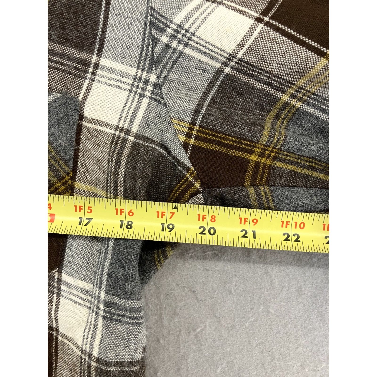 Vintage Vintage Golden Vee Plaid Flannel Button Down Shirt Mens Medium Brown 70s Western Casual Size US M / EU 48-50 / 2 - 3 Thumbnail