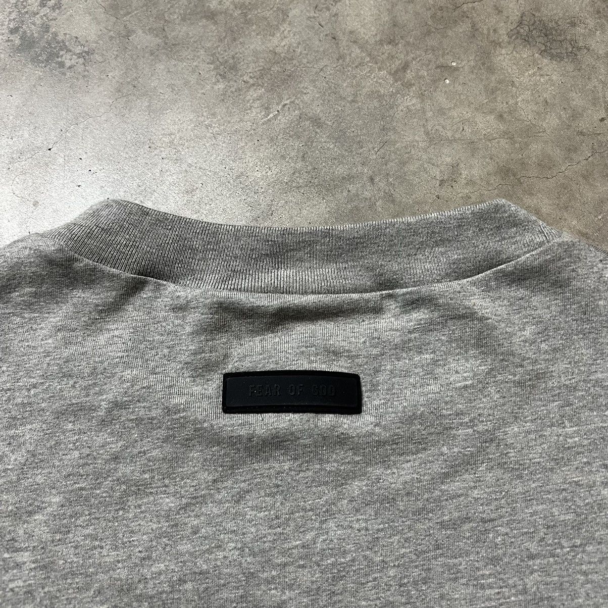 Essentials × Fear of God Fear of God FOG Essentials Basic Grey T-Shirt Size US L / EU 52-54 / 3 - 5 Thumbnail