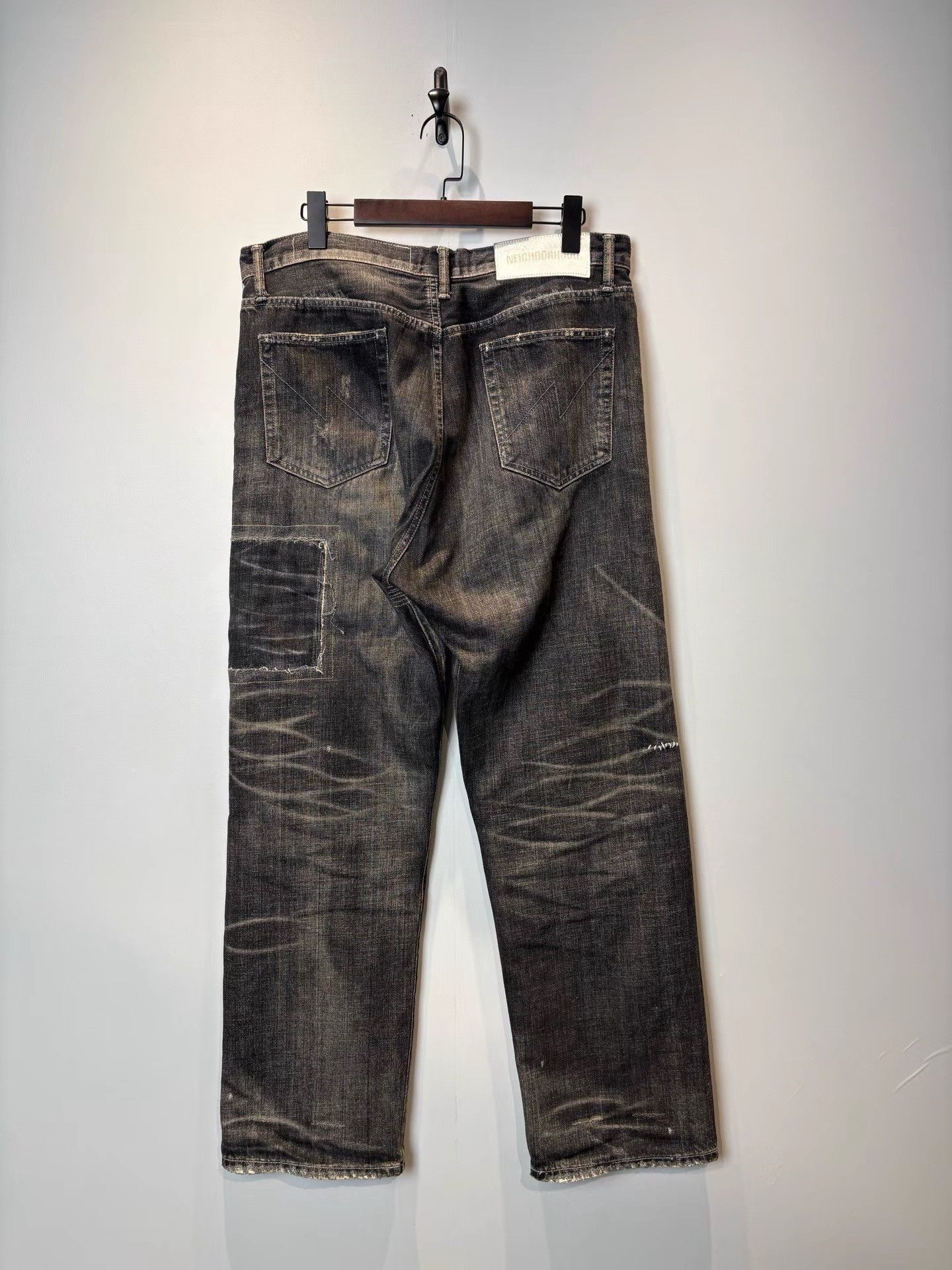 Neighborhood NEIGHBORHOOD 23AW Ripped Patch Work Denim K36 Size US 35 - 2 Thumbnail
