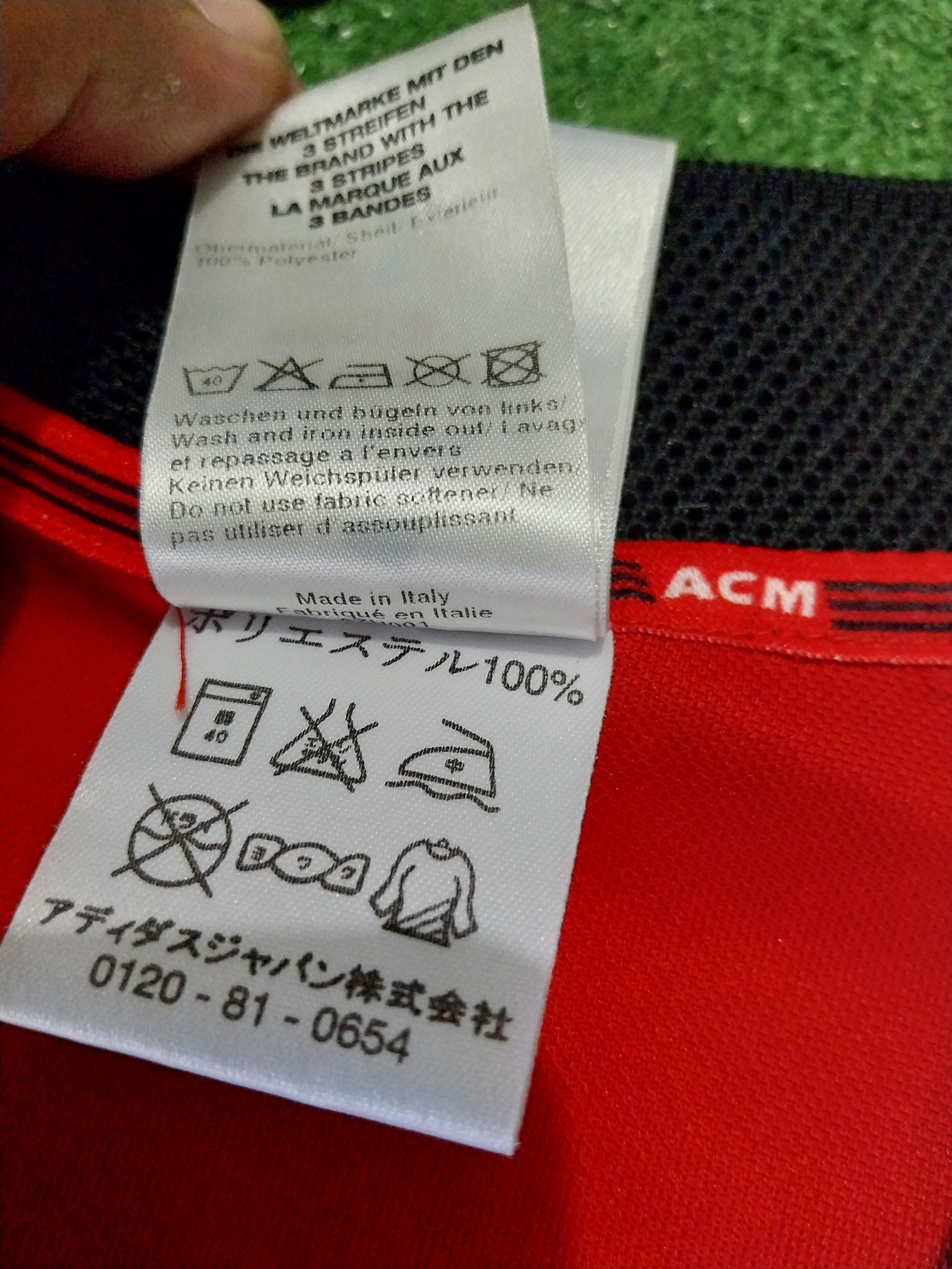 Adidas Ac milan 3rd 2001/2002 inzaghi jersey football rare 🔥🔥 Size US M / EU 48-50 / 2 - 6 Thumbnail