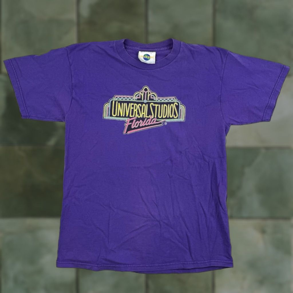 Vintage Vintage Universal Studios T Shirt Adult Medium Purple Theme Park Logo 90s Size US M / EU 48-50 / 2 - 1 Thumbnail