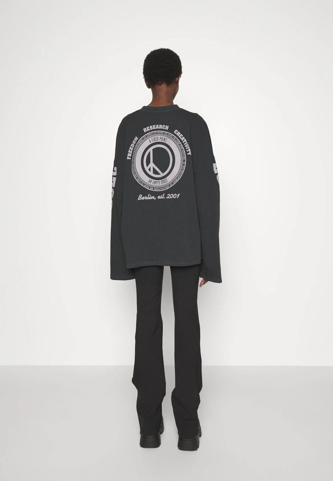 032c !DS! FW23 032c "Repetirion" Local Boxy Black Long Sleeve Size XL / US 12-14 / IT 48-50 - 5 Thumbnail