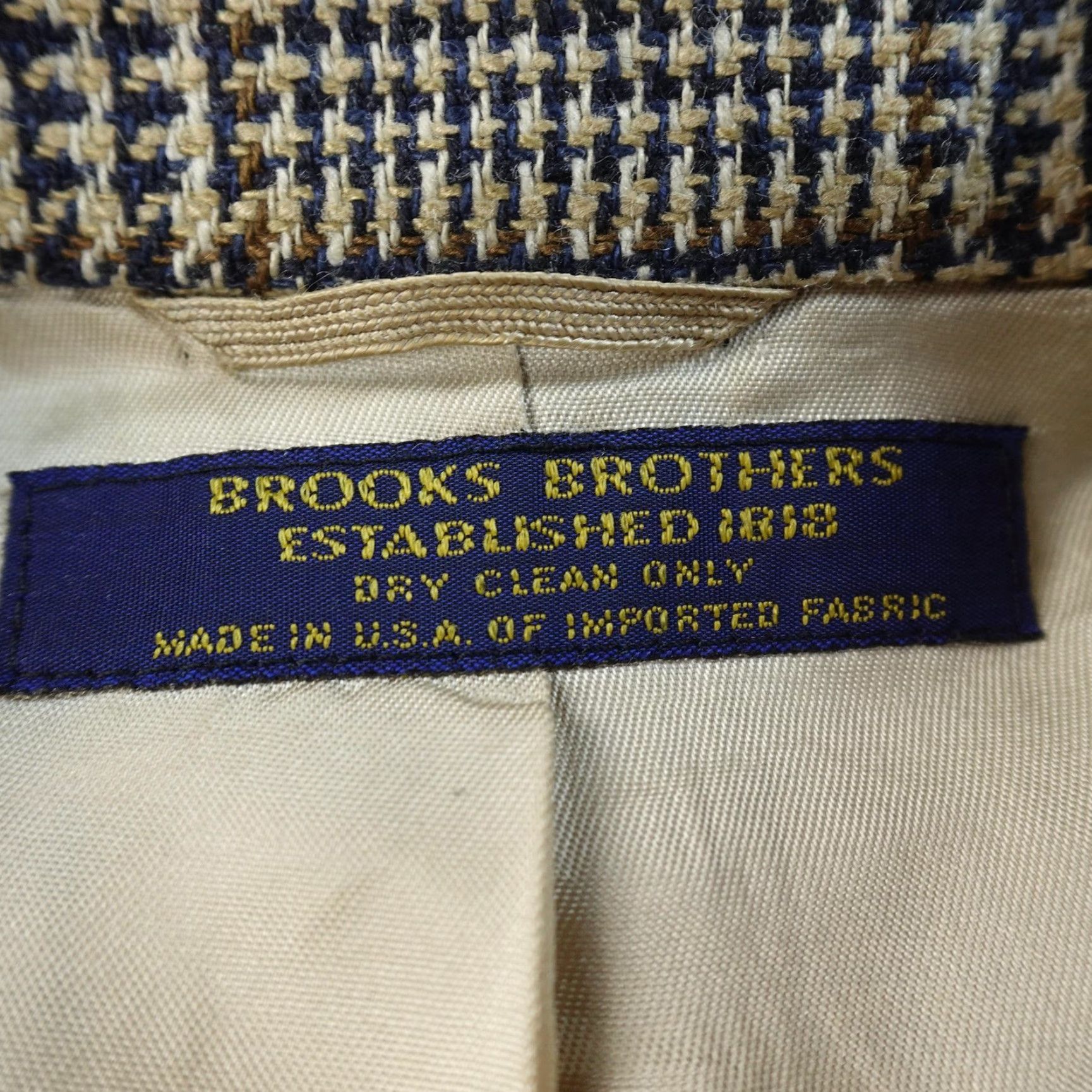 Brooks Brothers VTG Brooks Brothers Sport Coat Mens 42L Brown Tweed Plaid Wool Jacket Two-Button Notch Lapel Regular Fit Long Size US XS / EU 42 / 0 - 7 Thumbnail