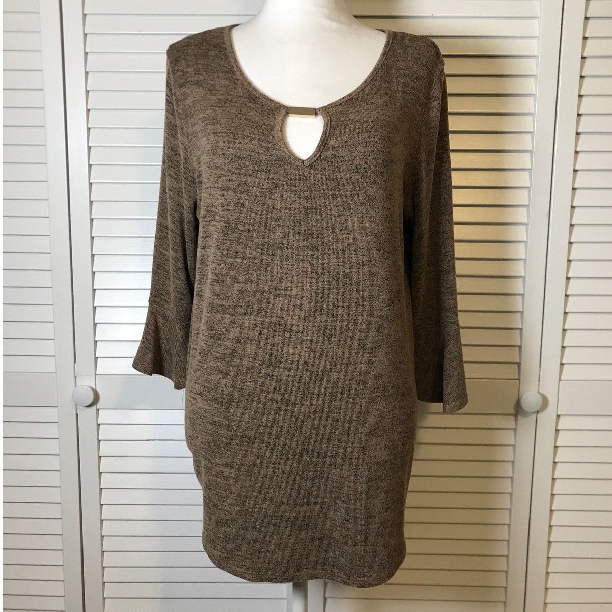Other Fig & Blu Brown Black Keyhole Neck Long Sleeve Sweater L Size L / US 10 / IT 46 - 1 Thumbnail