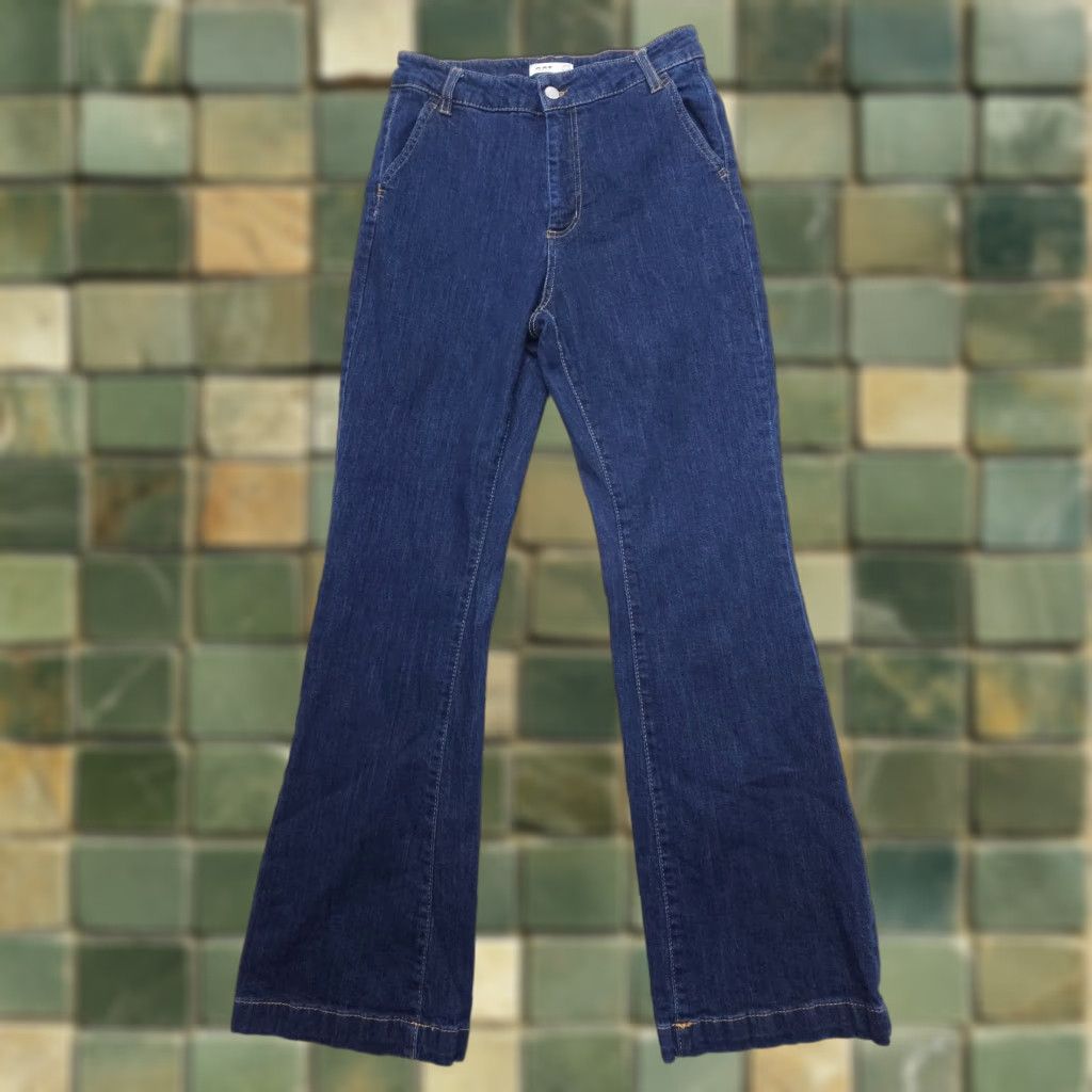 Vintage VINTAGE OAT New York High Rise Flare Jeans Women Regular 29 Inseam 30 Dark Wash Blue Bohemian Festival 8 Women’s Jeans Size 30" / US 8 / IT 44 - 1 Thumbnail