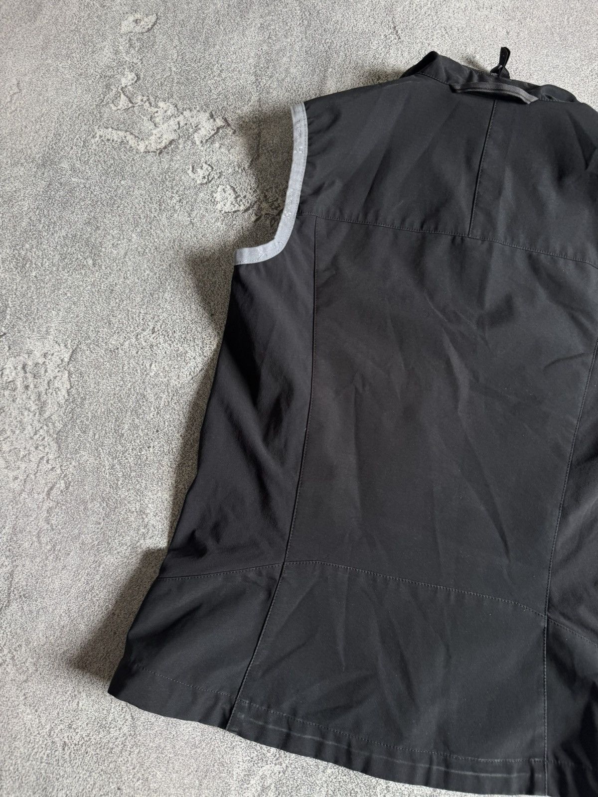Haglofs Haglofs XS zip vest Softshell sleeveless jacket gorpcore Size XS / US 0-2 / IT 36-38 - 17 Thumbnail