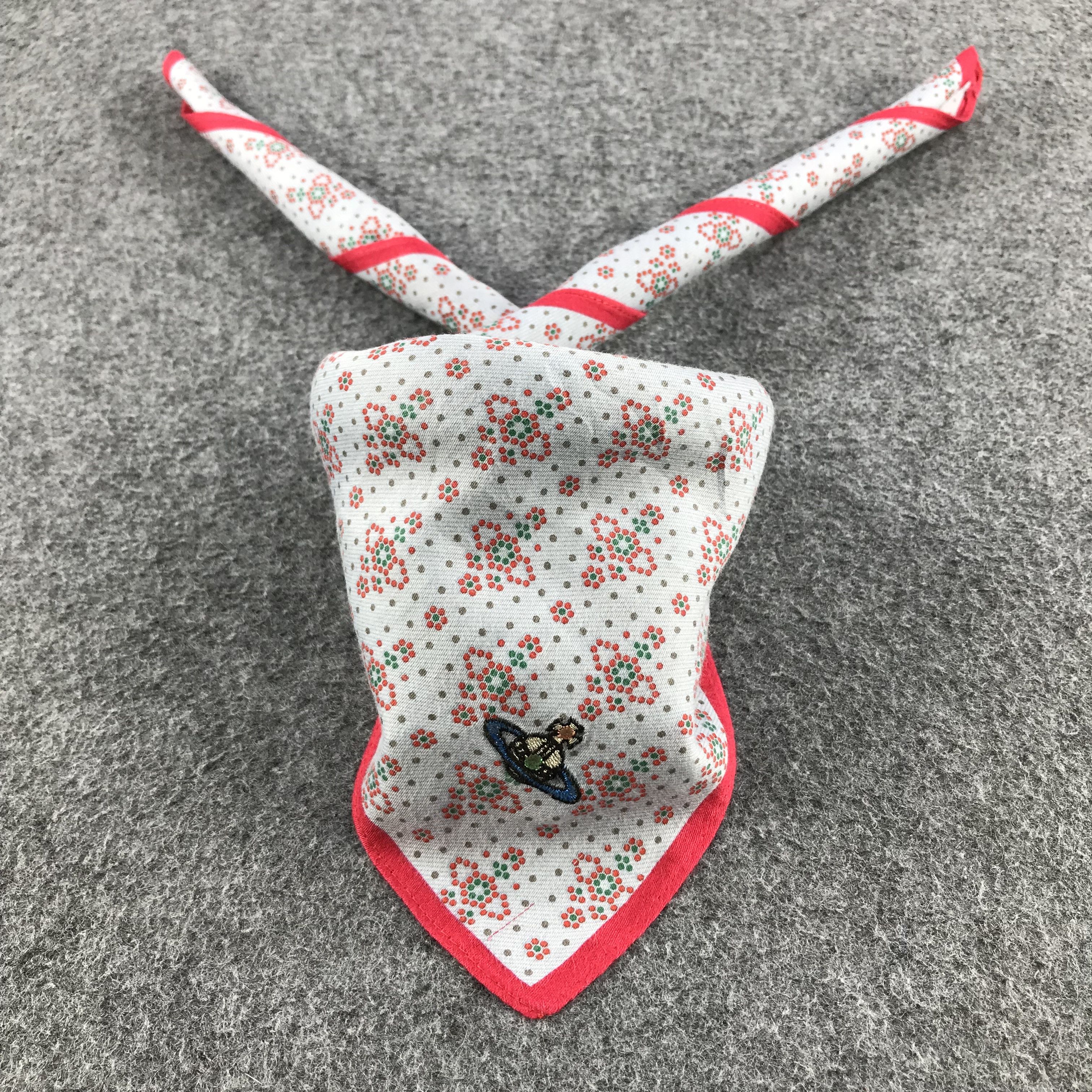 Vintage Vivienne Westwood Handkerchief Neckerchief Bandana H1298 Size ONE SIZE - 1 Thumbnail