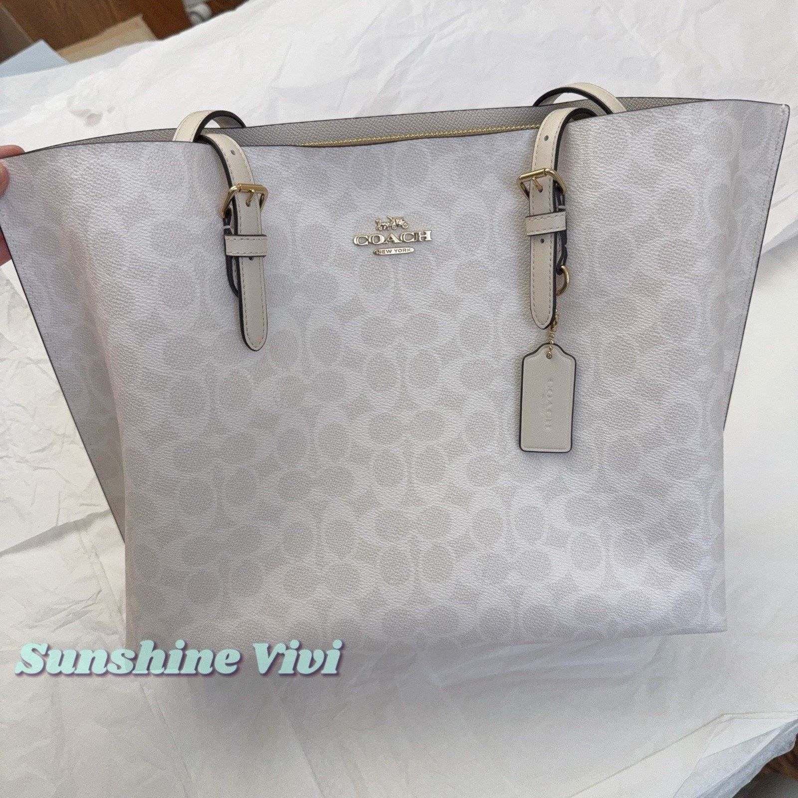 Coach NWT Coach Mollie Tote Bag Large Signature CV967 White /Chalk Size ONE SIZE - 1 Thumbnail