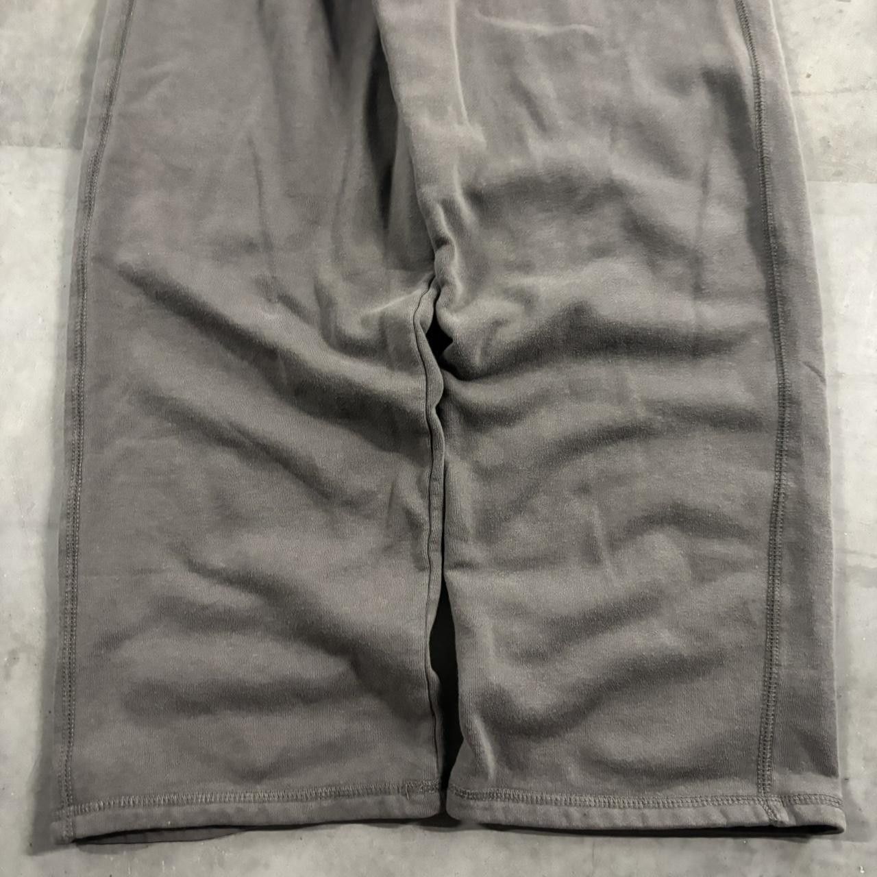 Vintage Crazy Vintage Y2K/2000s Grey Streetwear Essential Sweatpants! Size M Size US 32 / EU 48 - 5 Thumbnail