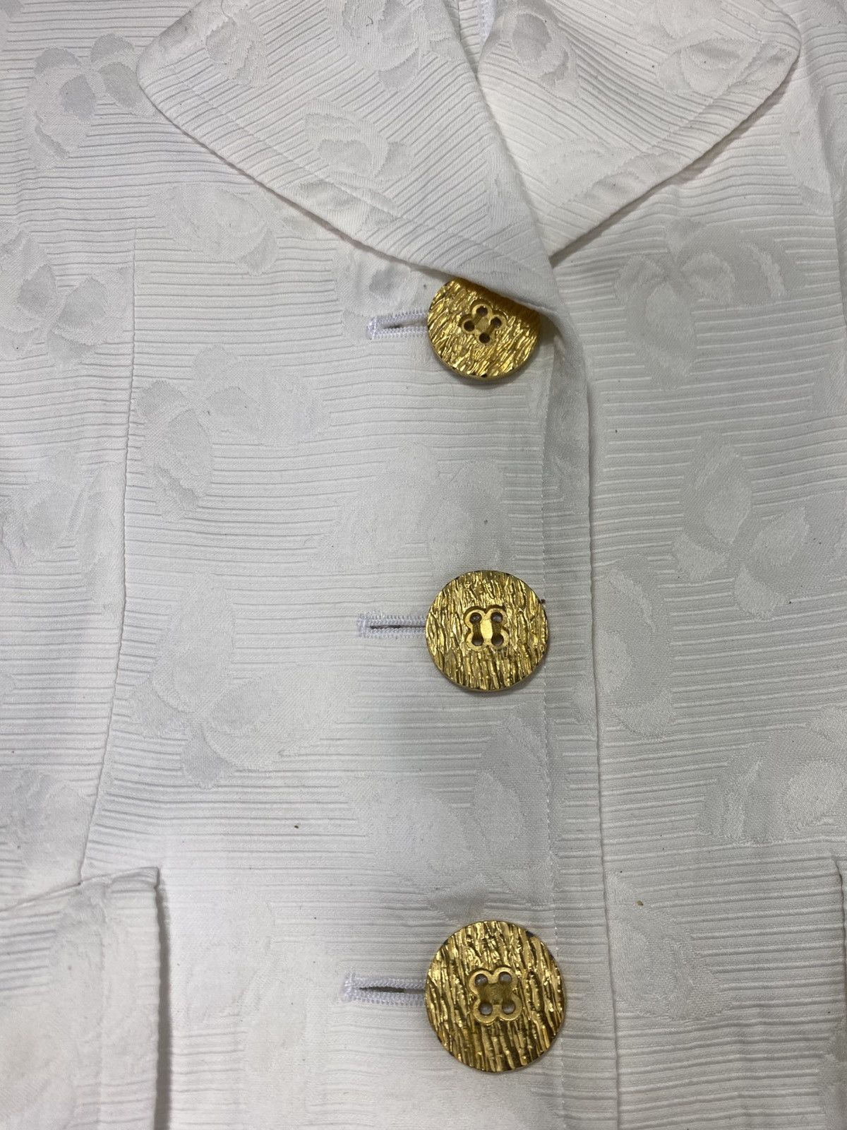 Yves Saint Laurent Rare Vintage Yves Saint Laurent Buttons Jacket Size M / US 6-8 / IT 42-44 - 9 Thumbnail