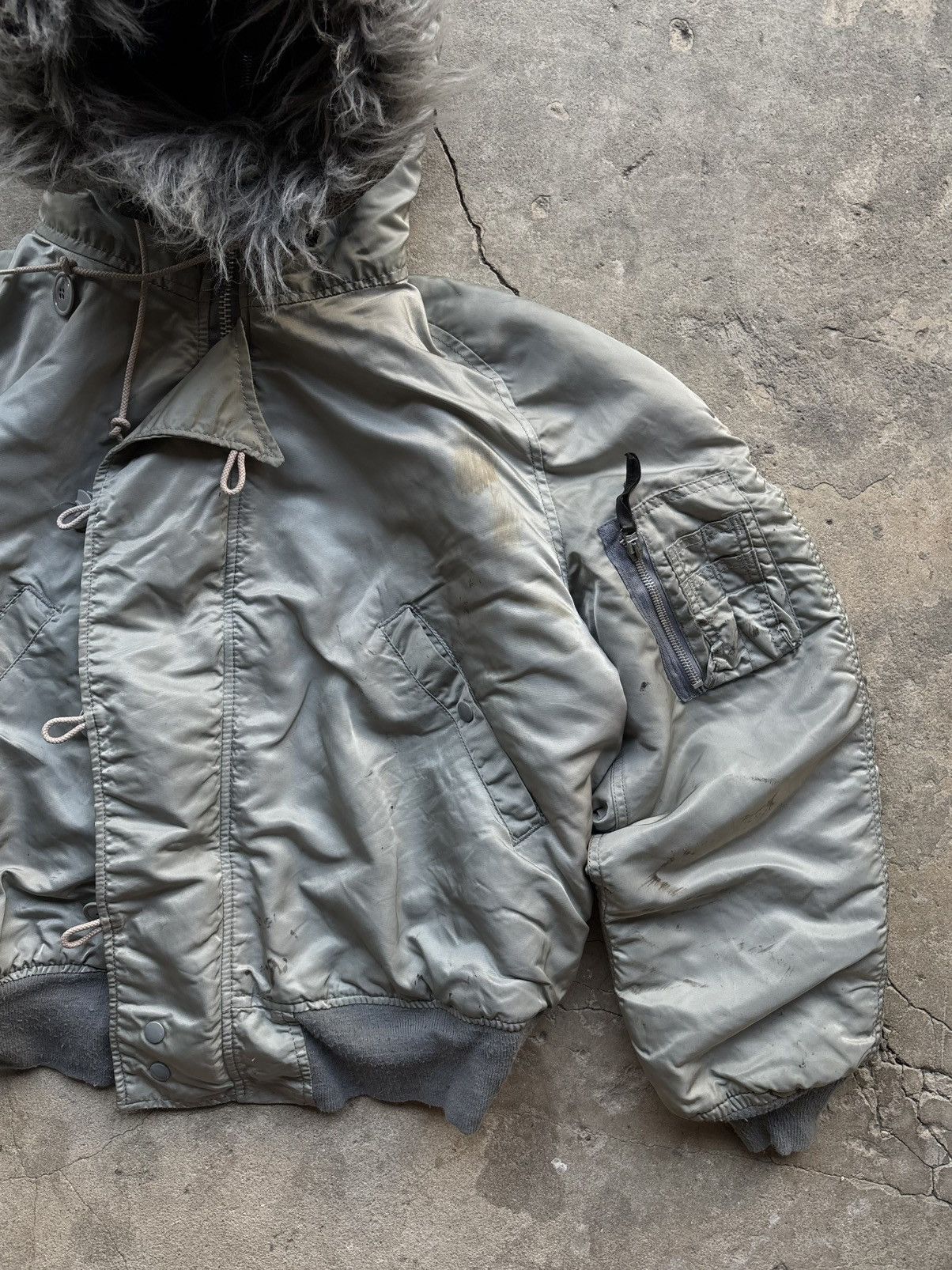 Alpha Industries Alpha Industries N-2B Fur Bomber Jacket Size L Size US L / EU 52-54 / 3 - 5 Thumbnail
